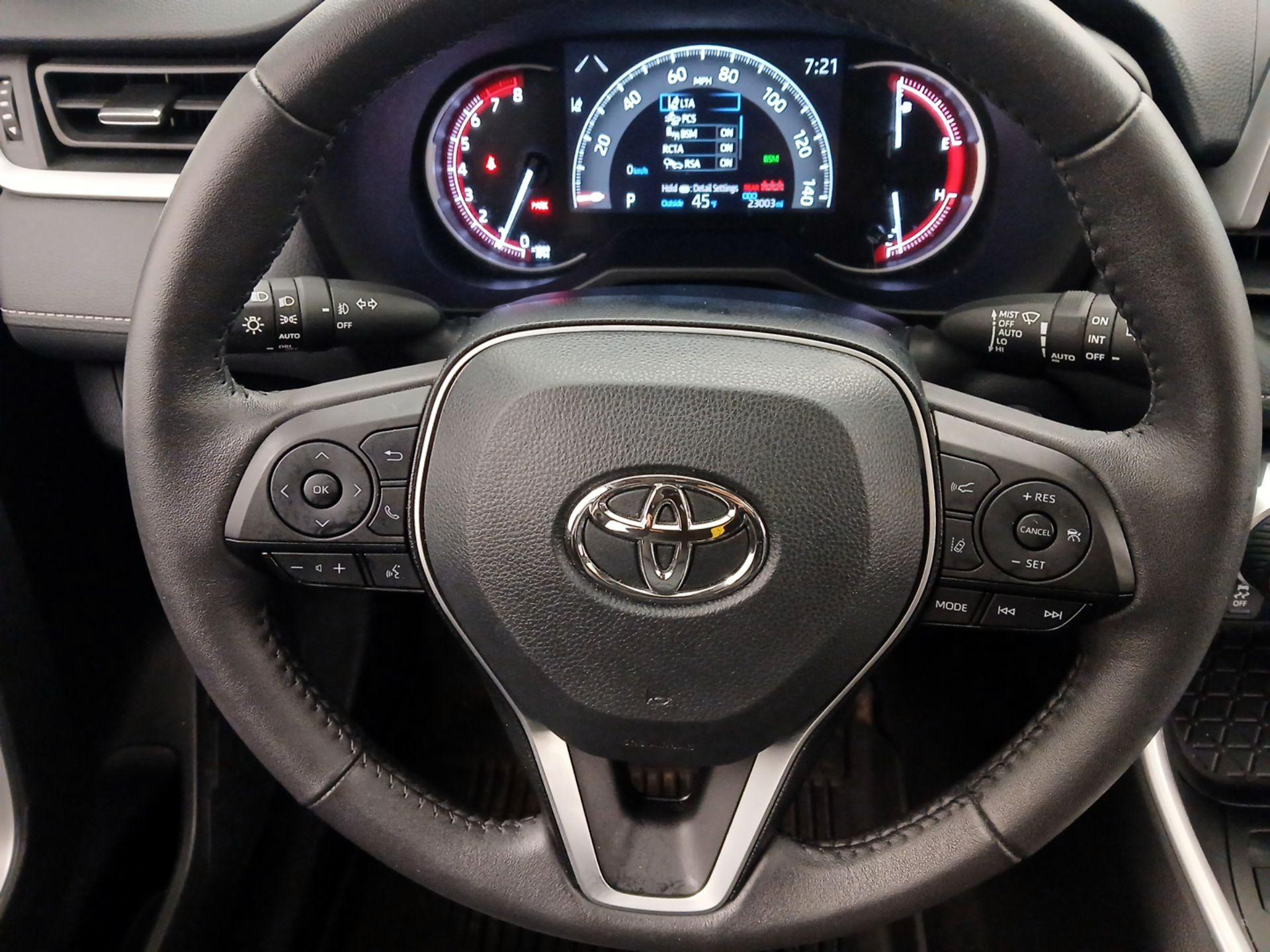 Thumbnail: 2024 Toyota RAV4 - 10