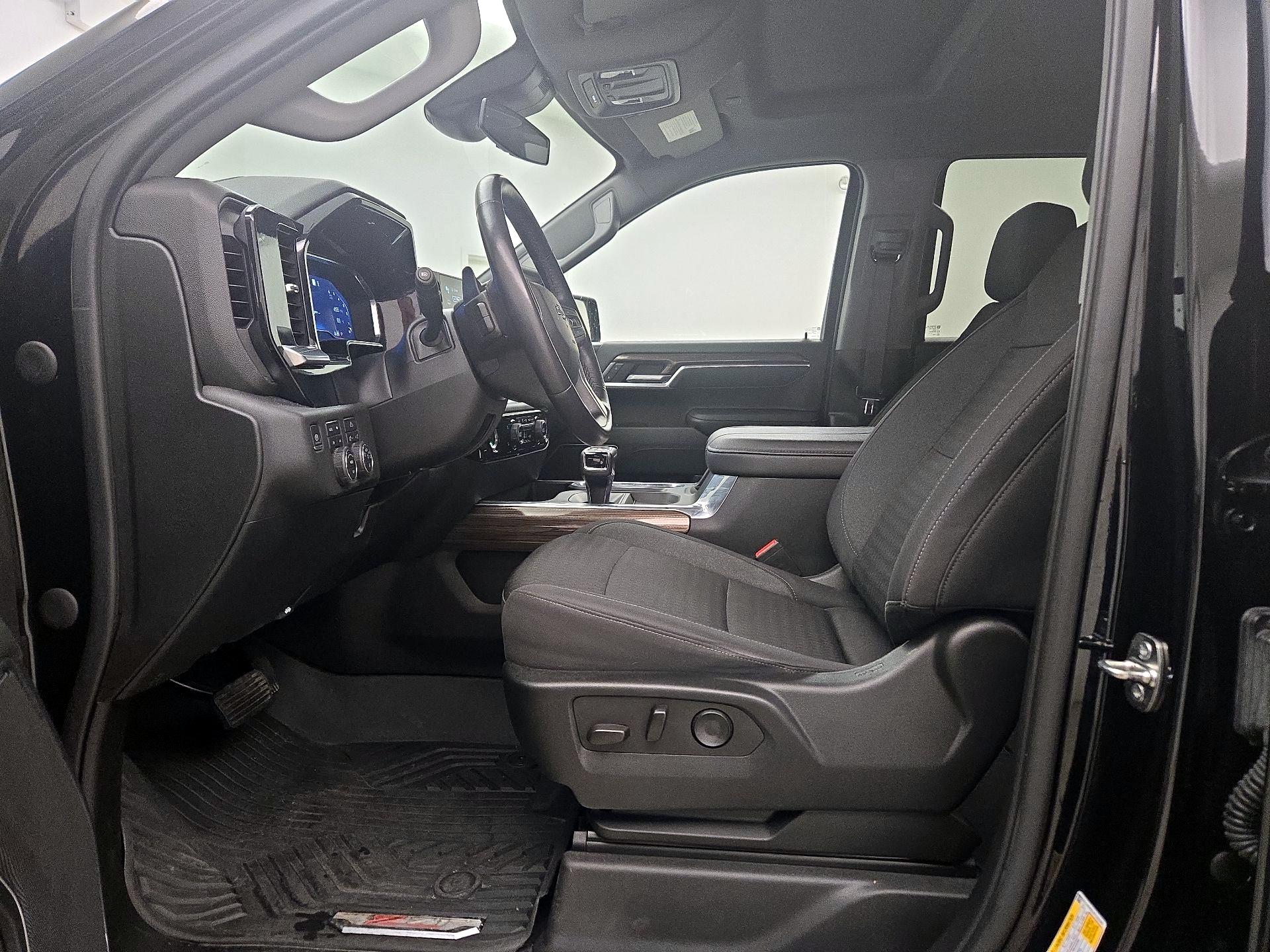 Thumbnail: 2023 Chevrolet Silverado 1500 - 11