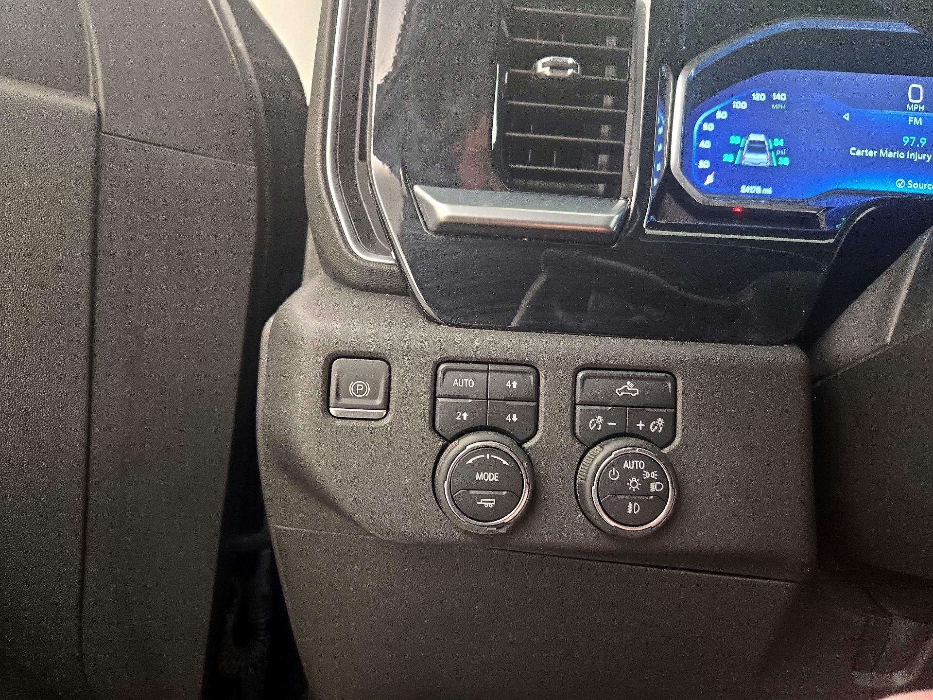 Thumbnail: 2023 Chevrolet Silverado 1500 - 13