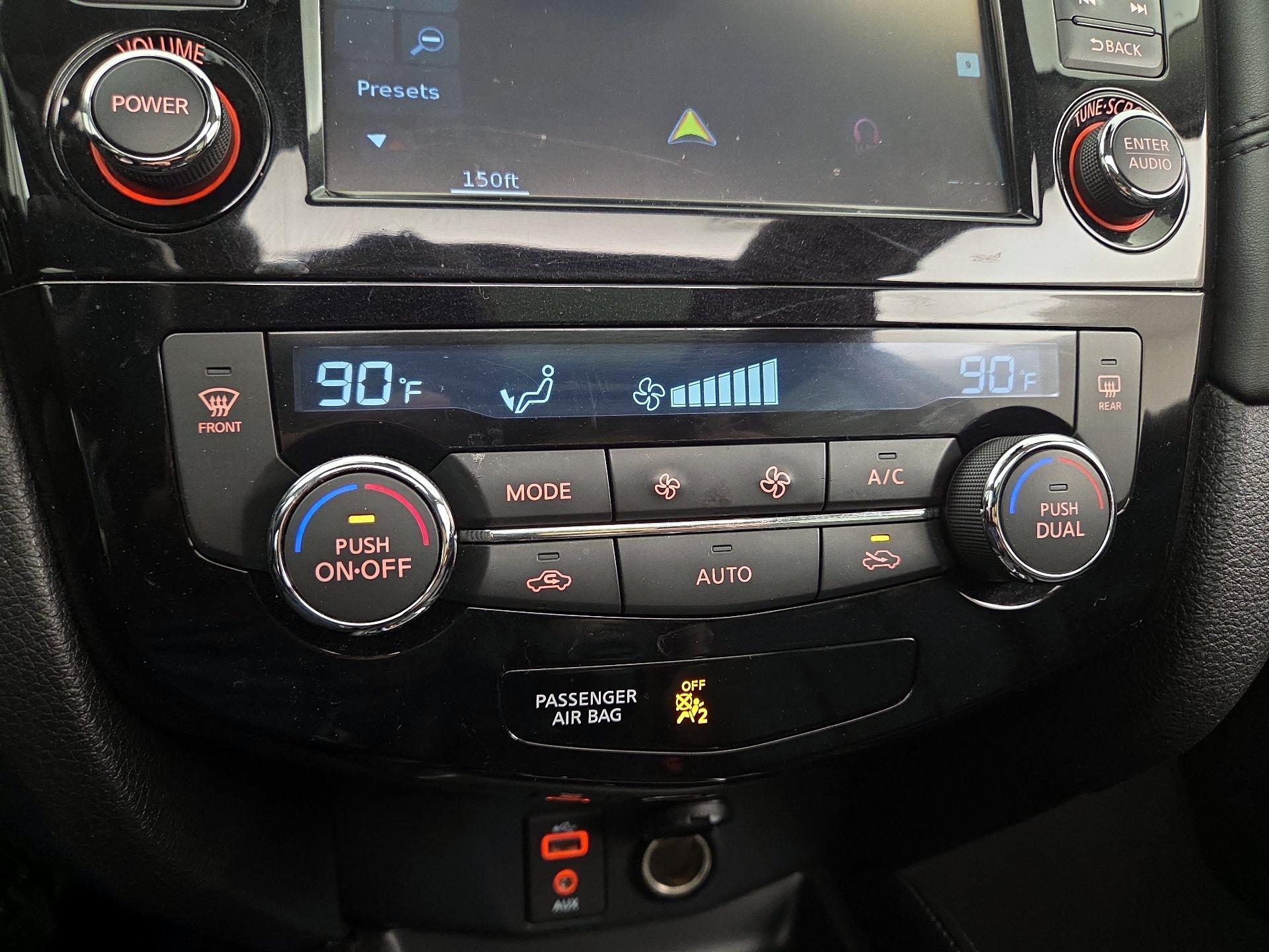 Thumbnail: 2017 Nissan Rogue - 17