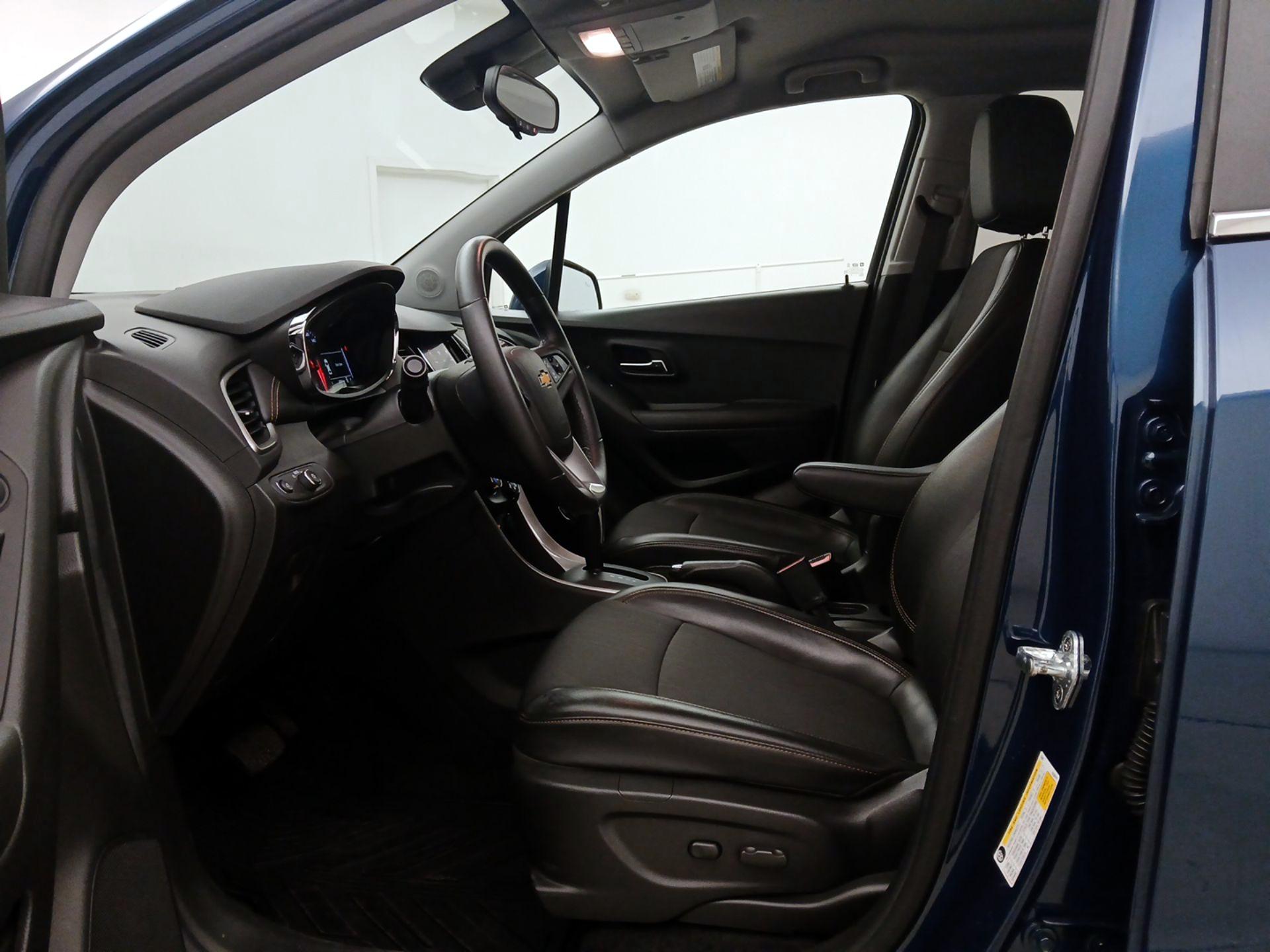 Thumbnail: 2020 Chevrolet Trax - 11