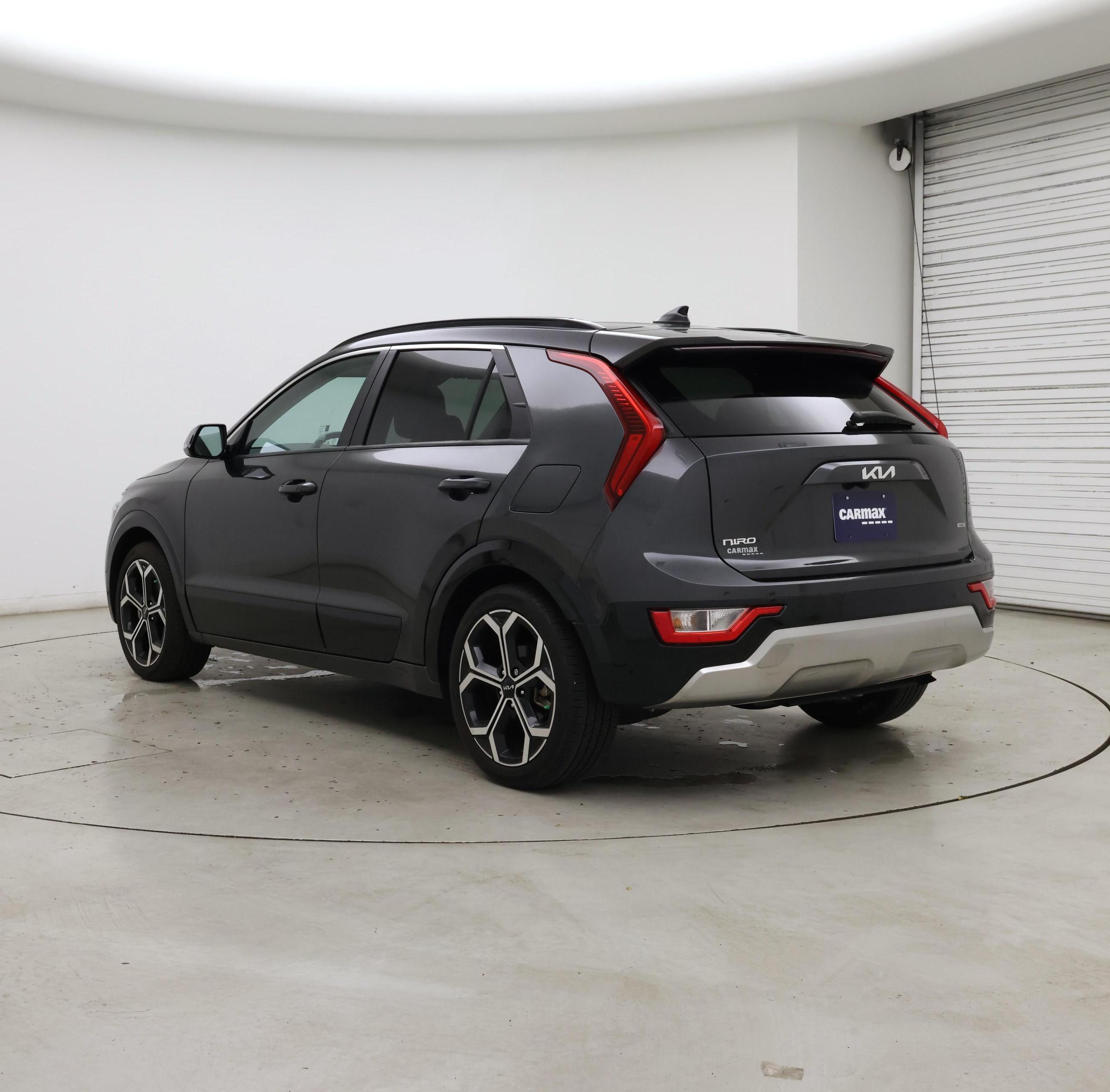Thumbnail: 2023 Kia Niro - 2