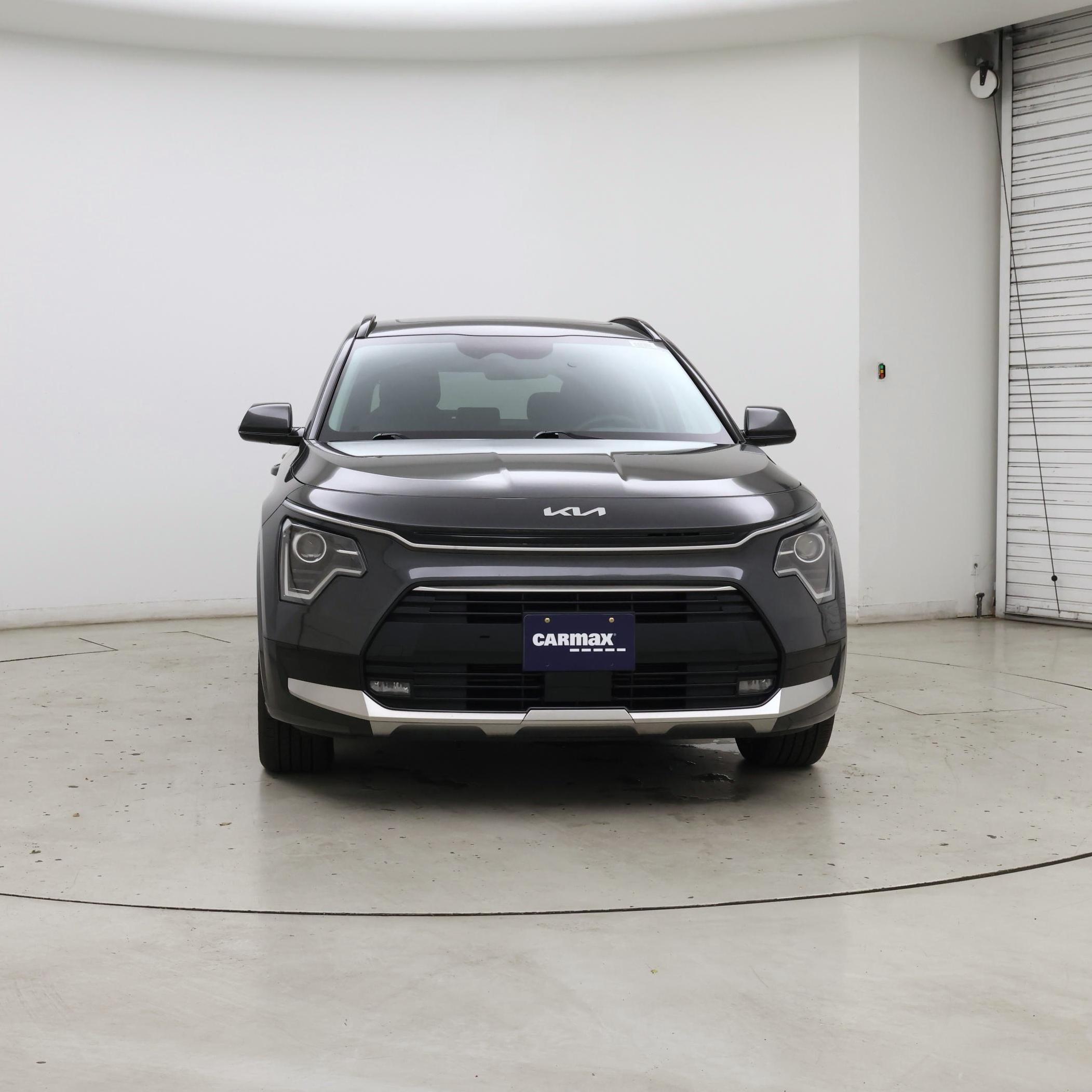 Thumbnail: 2023 Kia Niro - 5