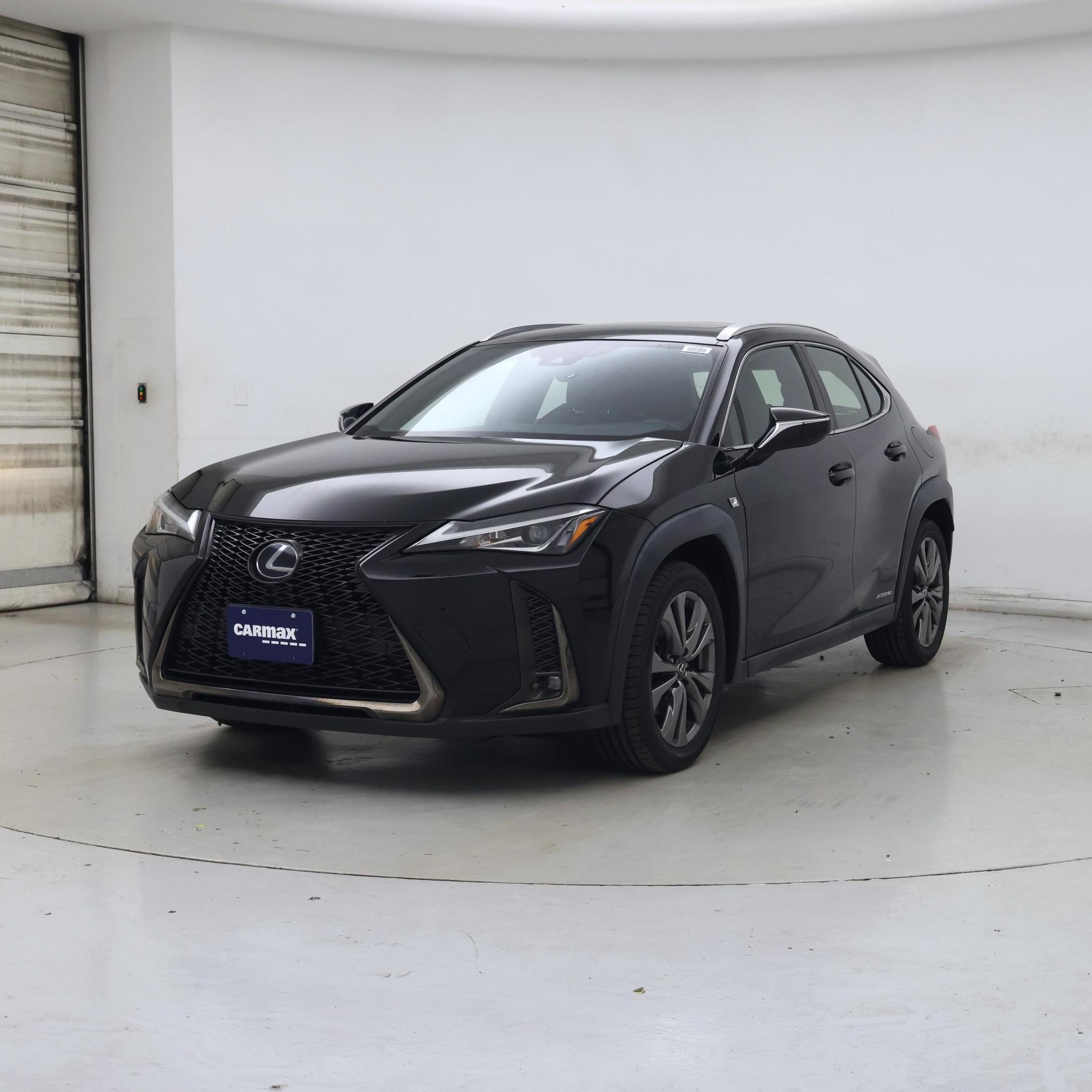 Thumbnail: 2019 Lexus UX - 4