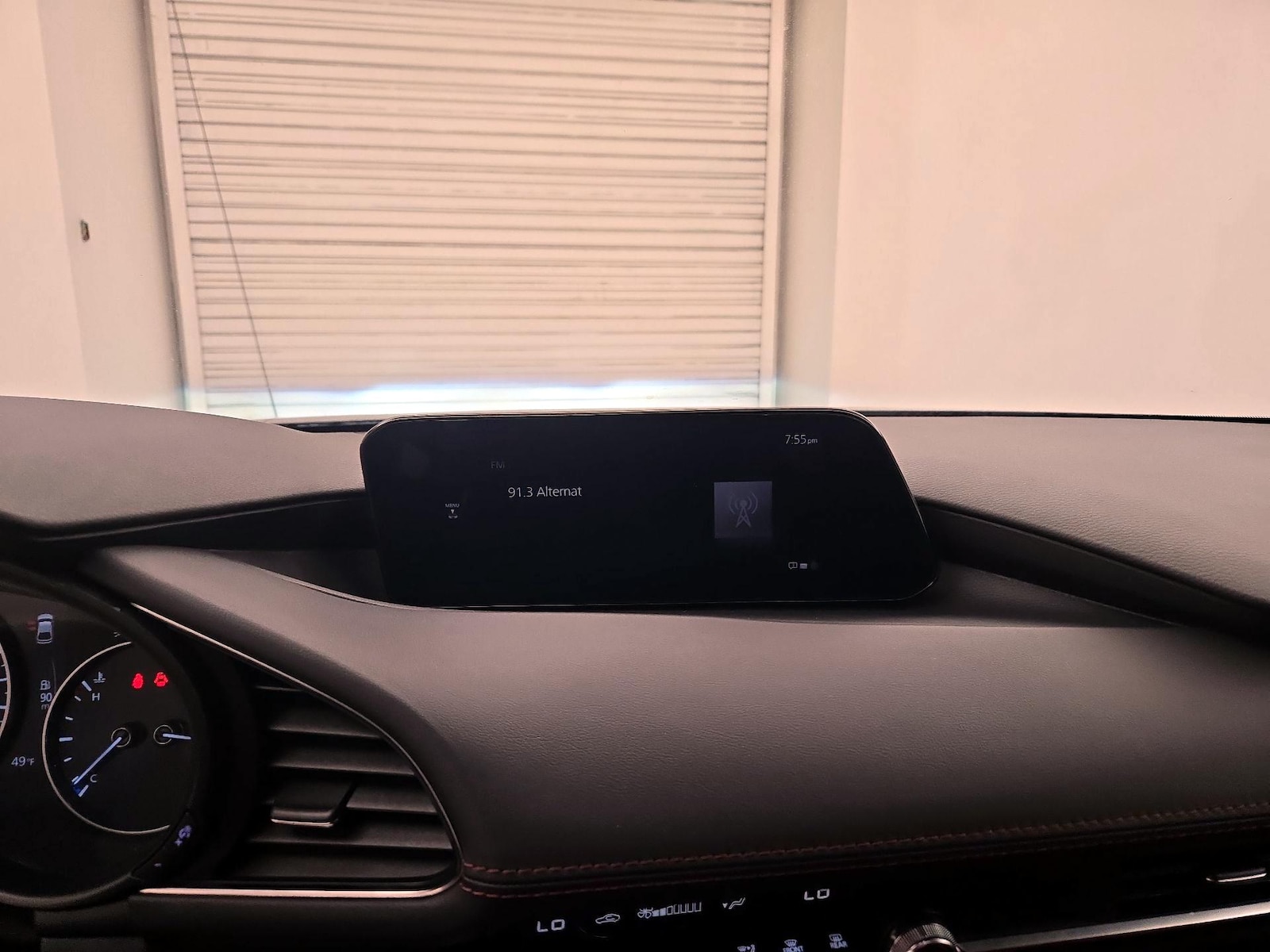 2024 Mazda Mazda3 Carbon Edition - Photo 10