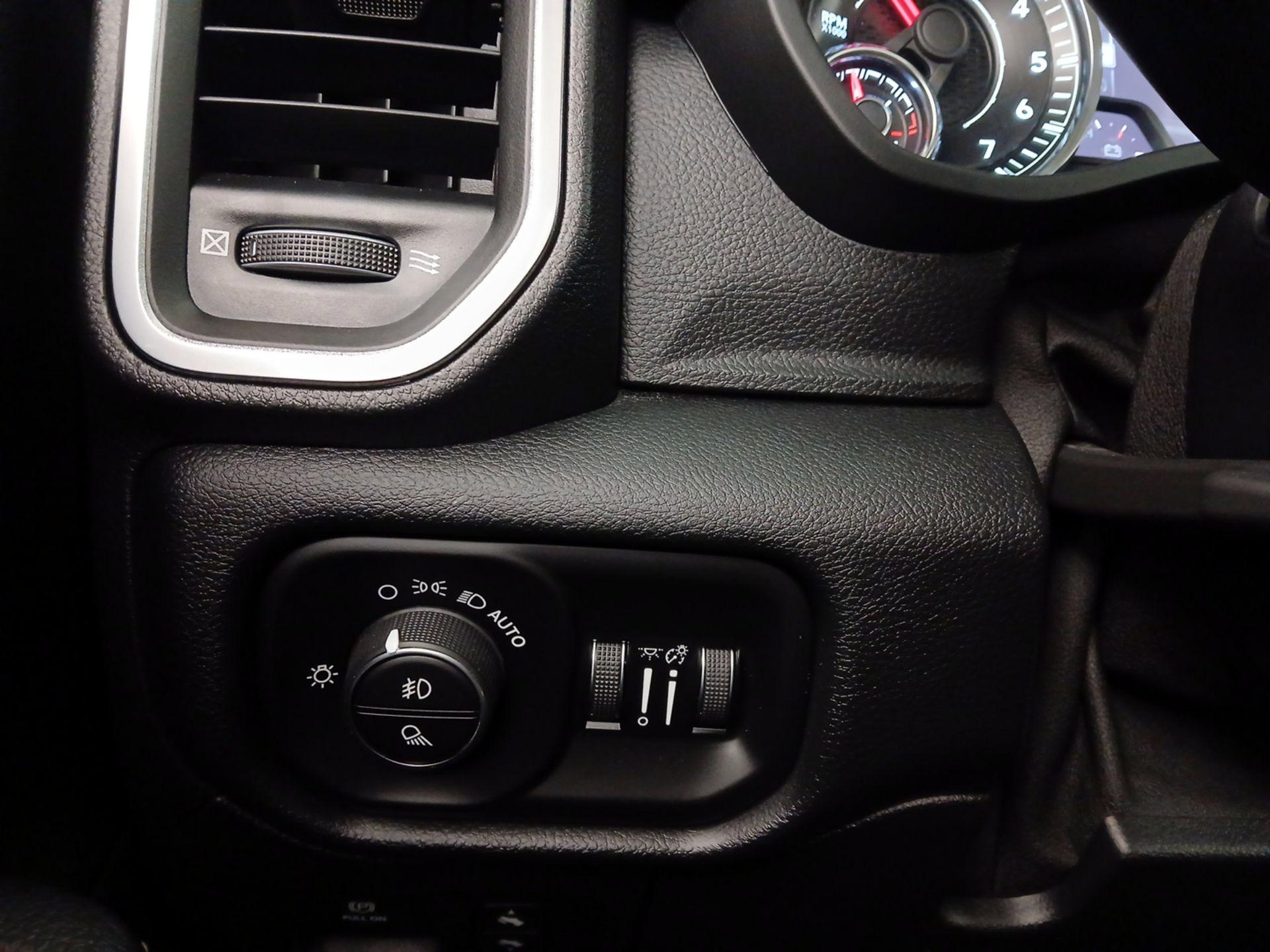 Thumbnail: 2021 RAM 1500 - 13