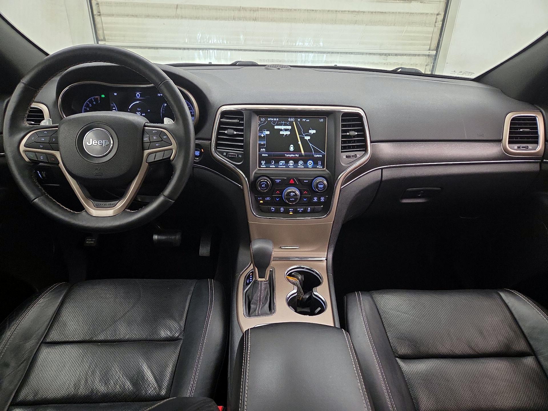 Thumbnail: 2017 Jeep Grand Cherokee - 9