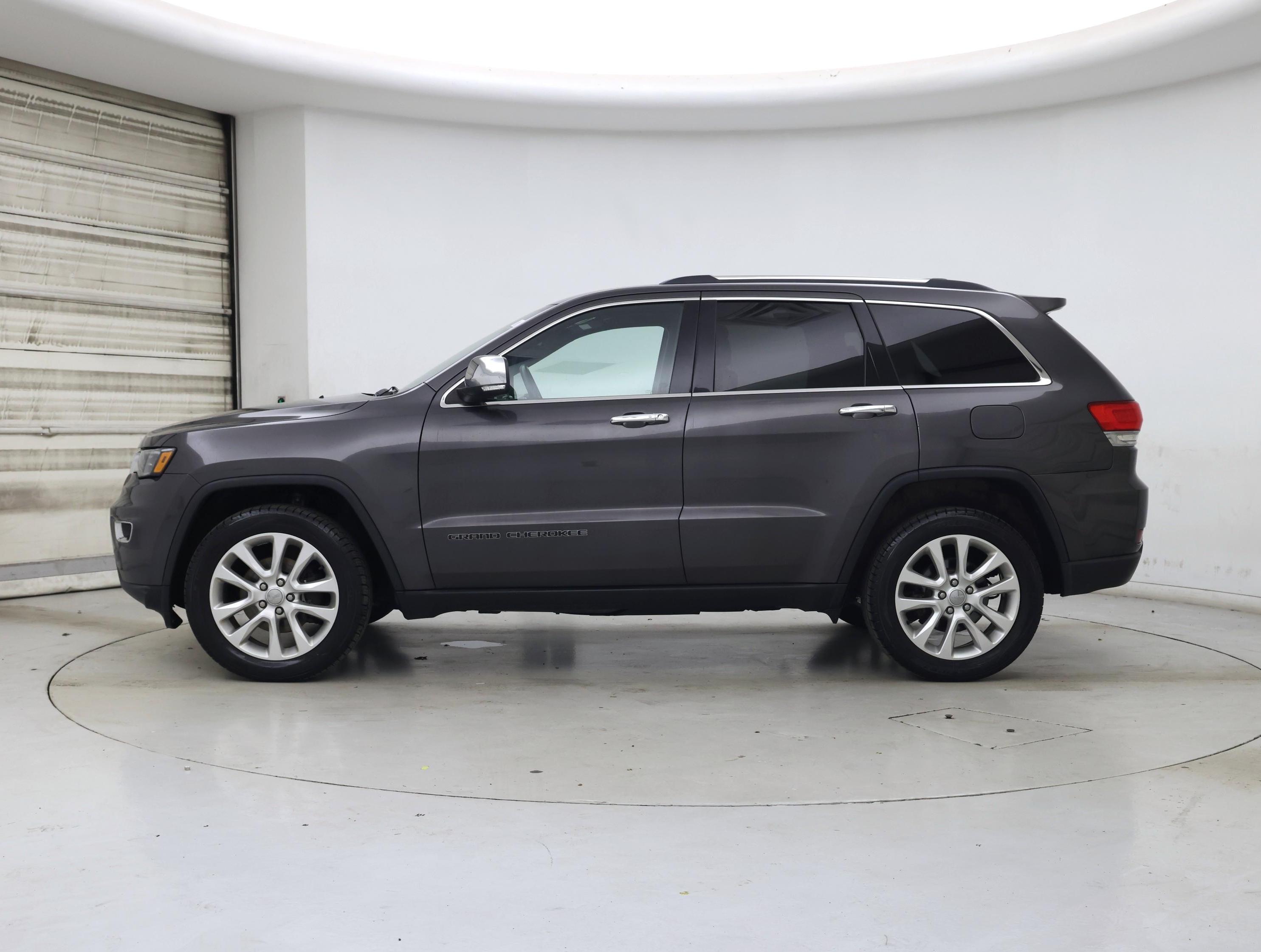 Thumbnail: 2017 Jeep Grand Cherokee - 3