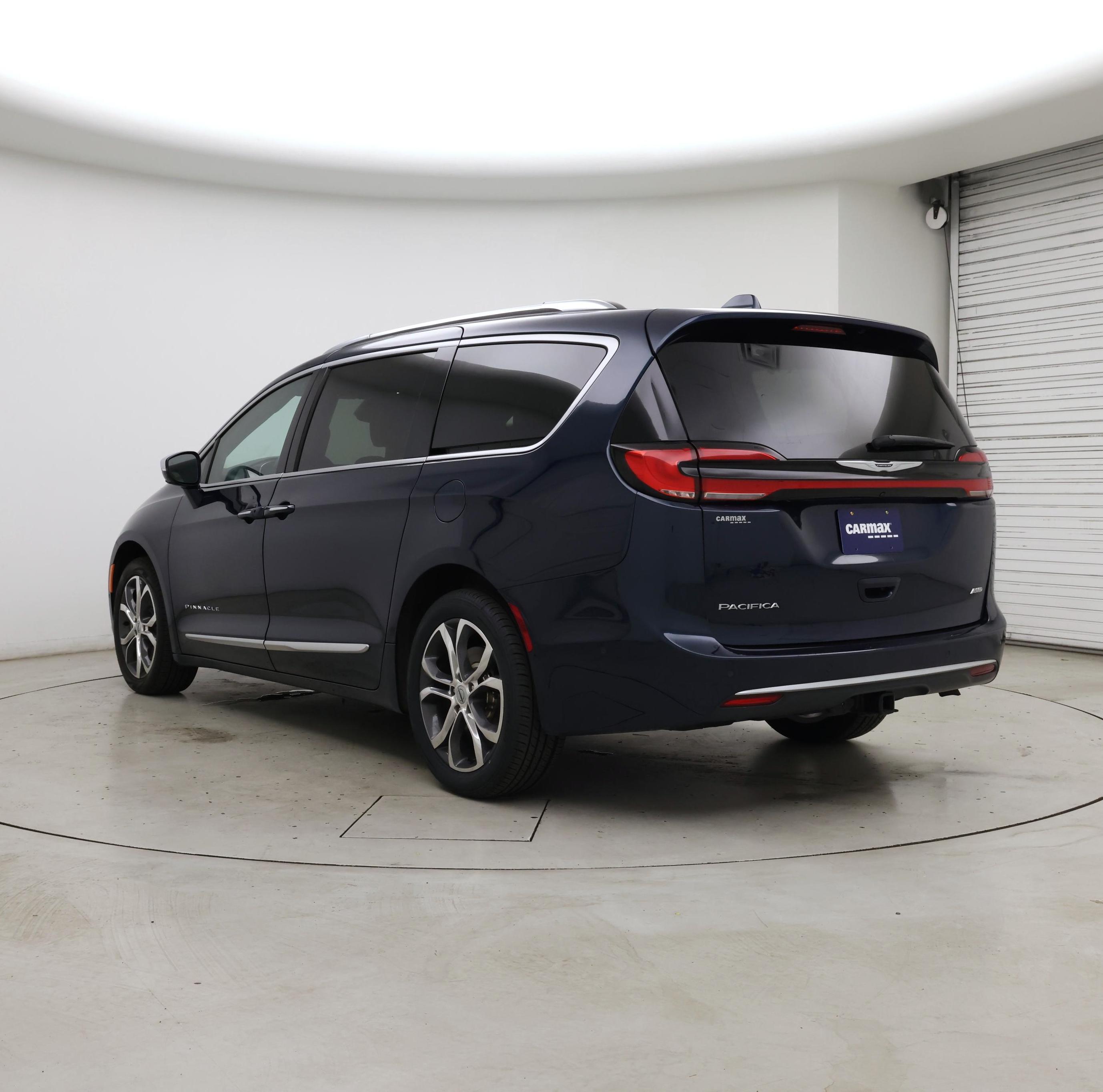 Thumbnail: 2022 Chrysler Pacifica - 2