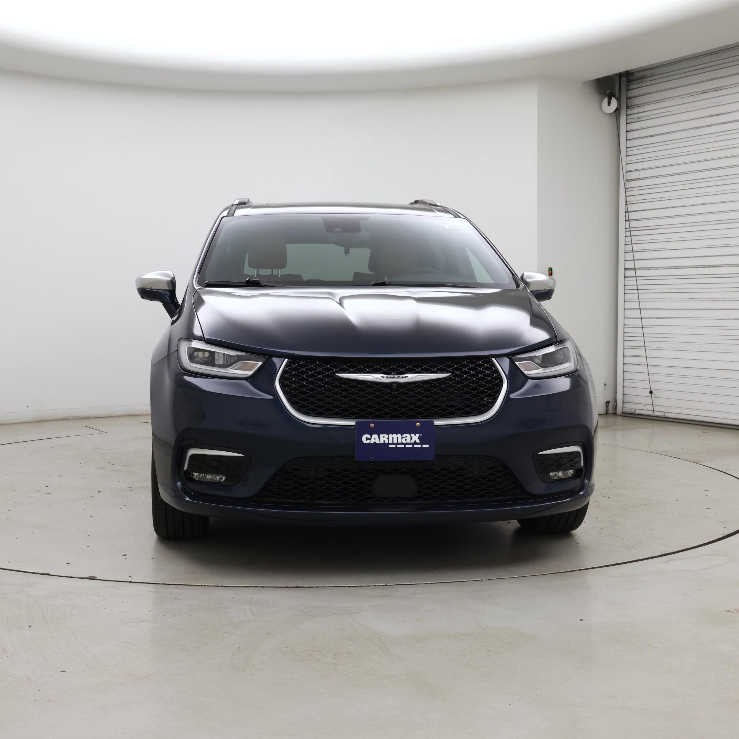 Thumbnail: 2022 Chrysler Pacifica - 5