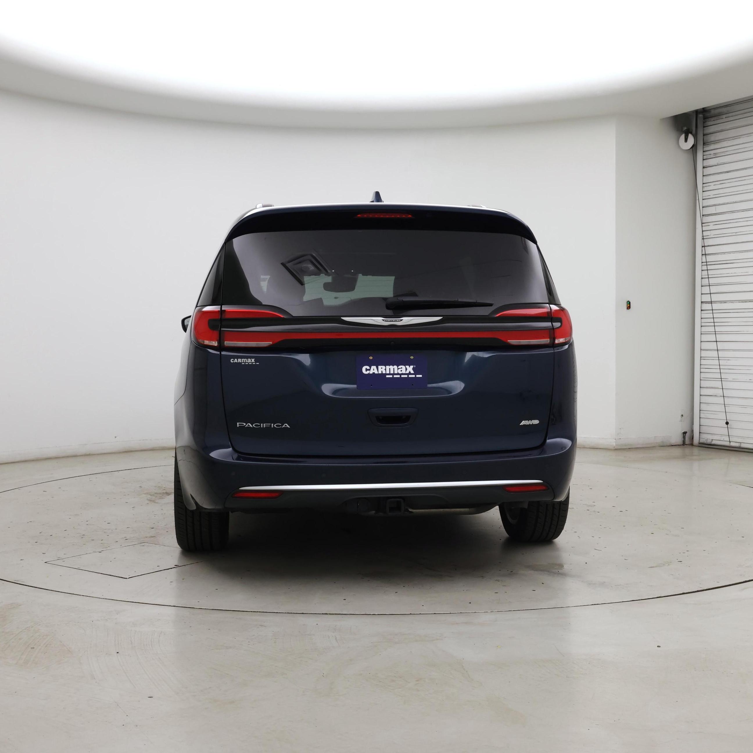 Thumbnail: 2022 Chrysler Pacifica - 6