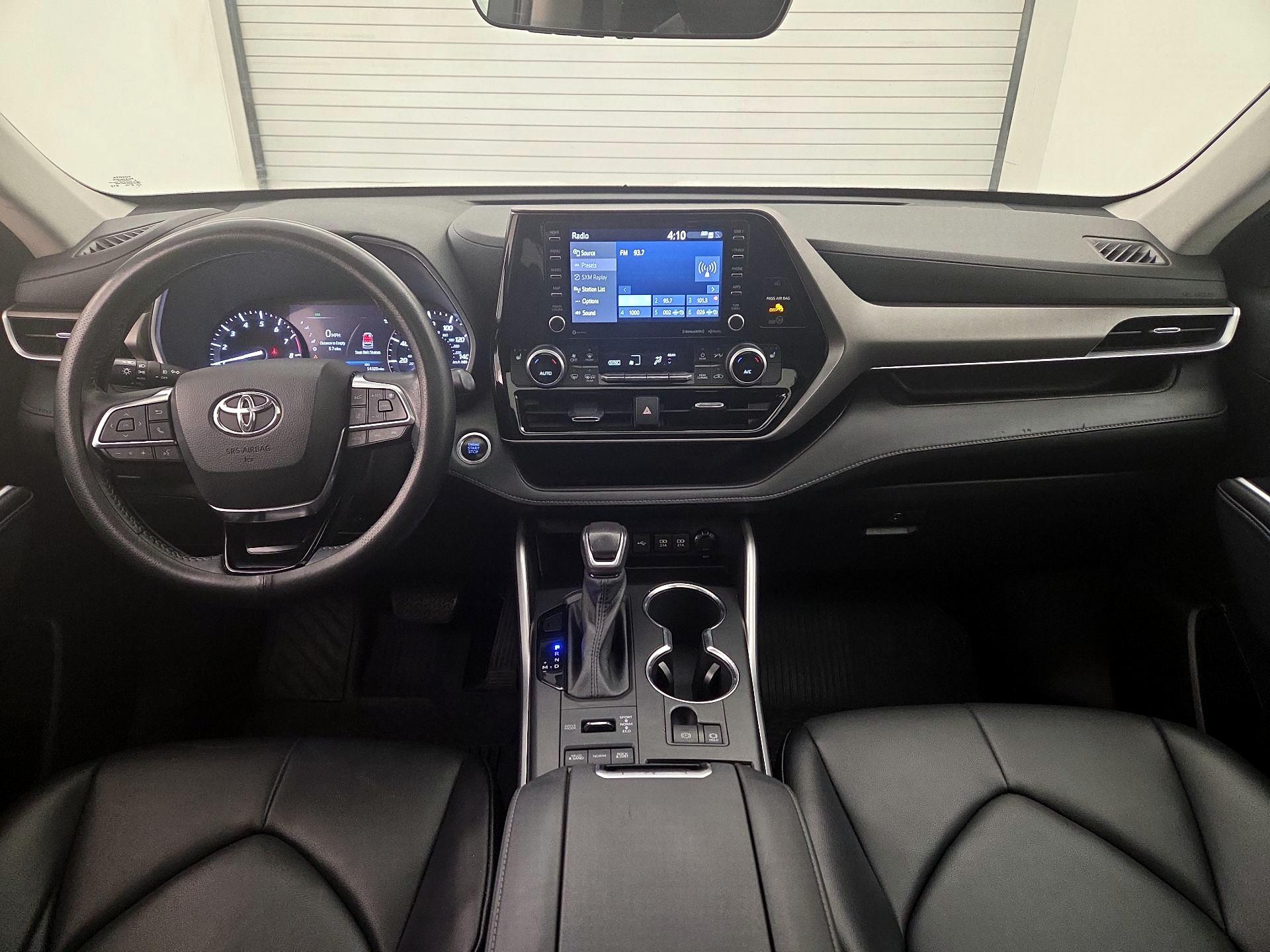 Thumbnail: 2021 Toyota Highlander - 9