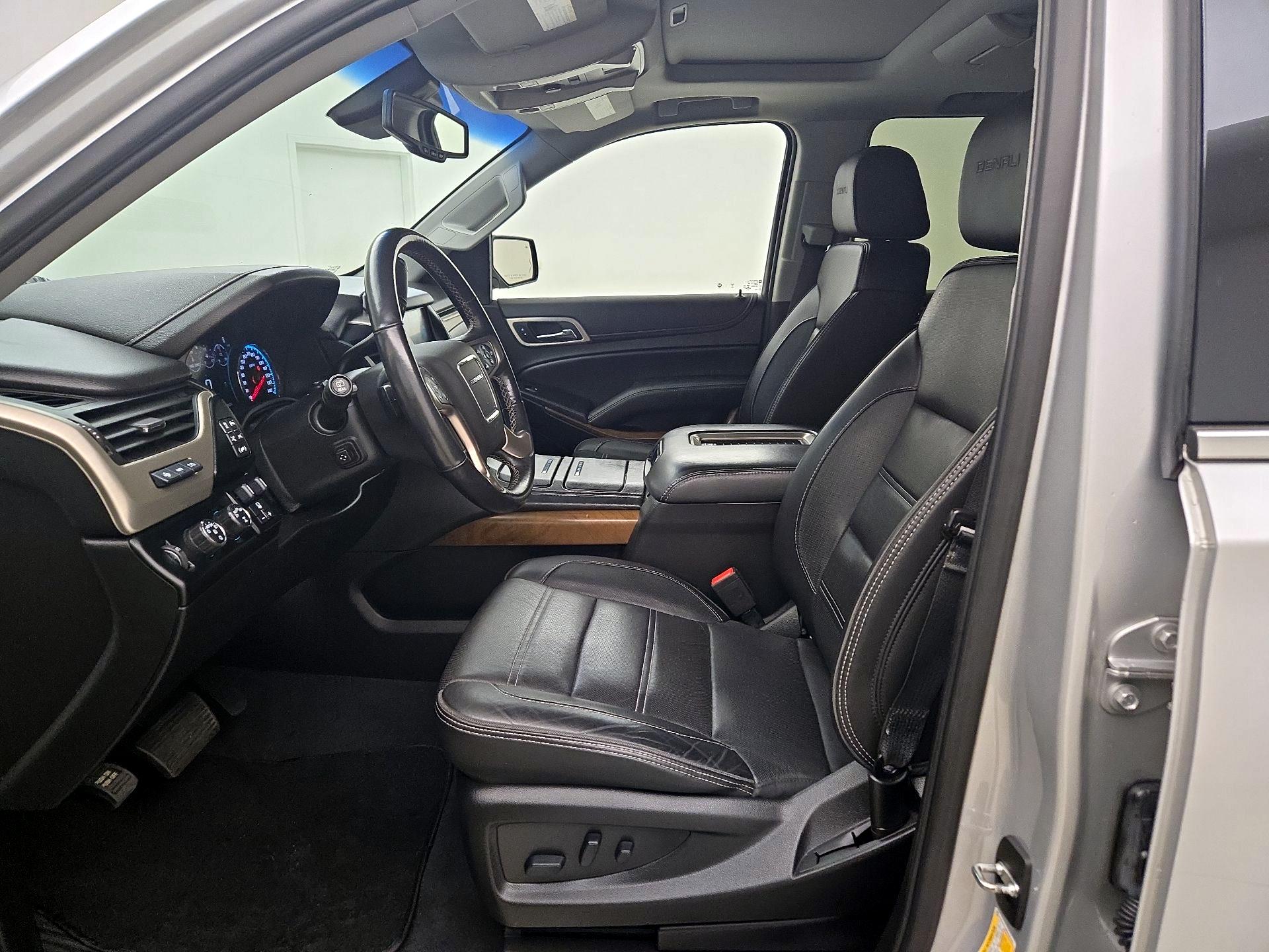 Thumbnail: 2019 GMC Yukon - 11