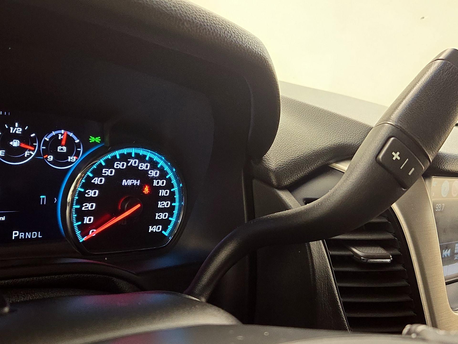 Thumbnail: 2019 GMC Yukon - 17