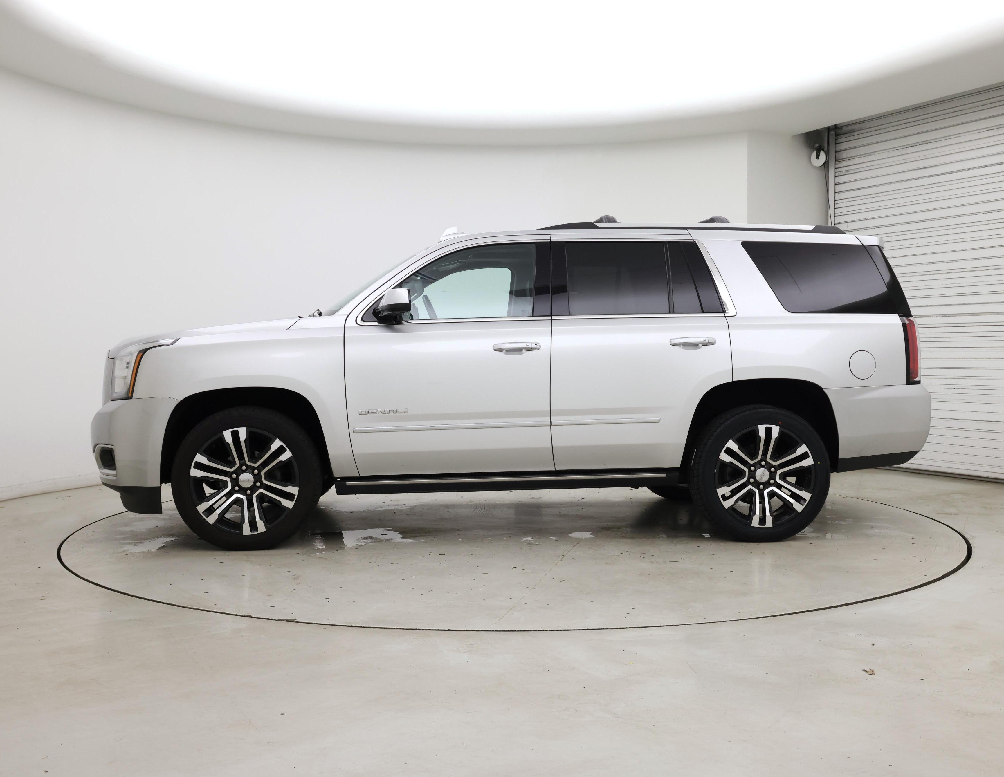 Thumbnail: 2019 GMC Yukon - 3