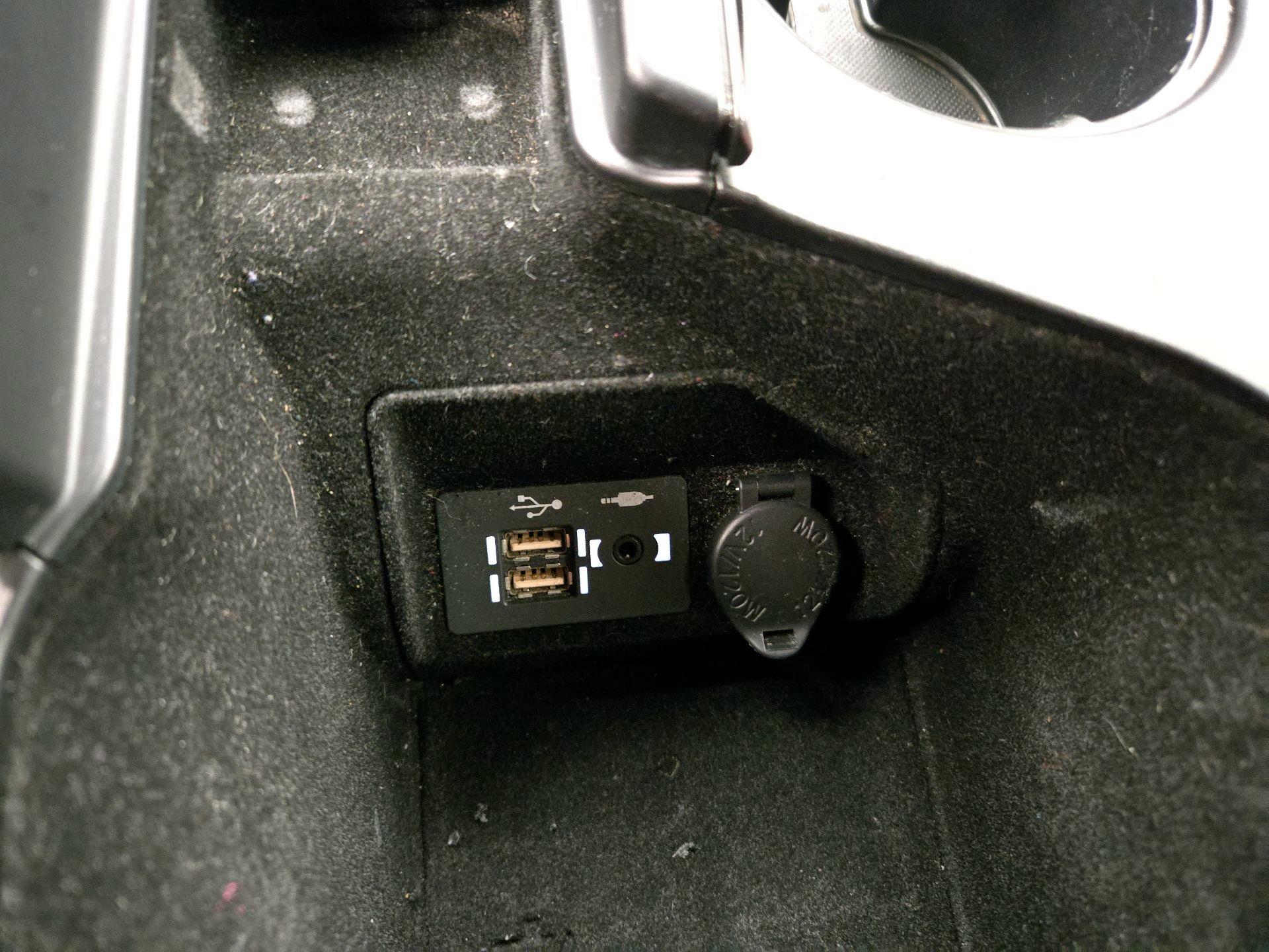 Thumbnail: 2021 Lexus IS - 18