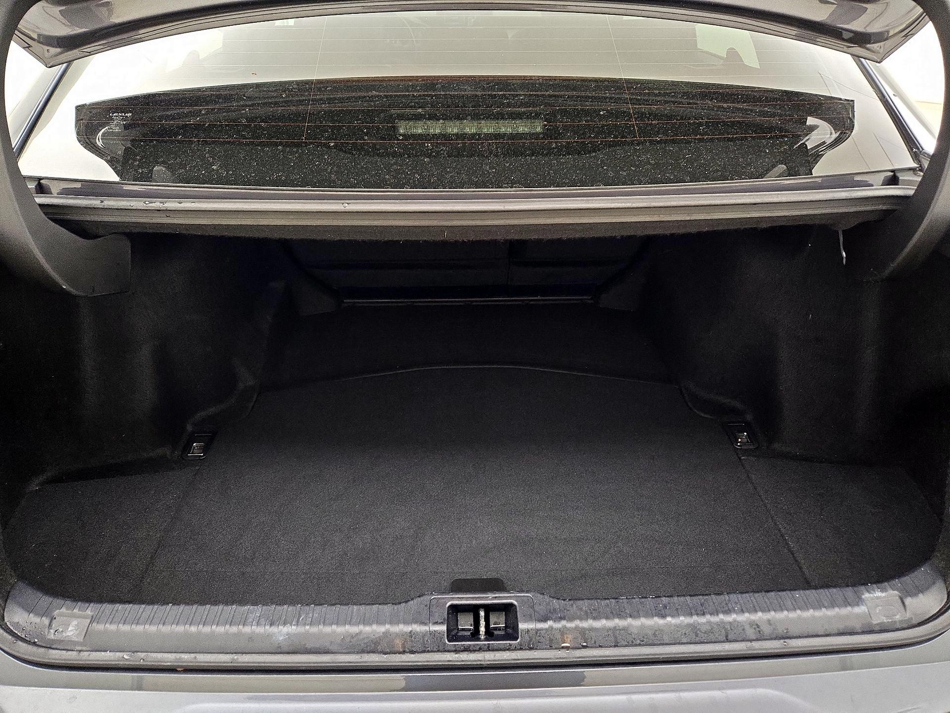 Thumbnail: 2021 Lexus IS - 20