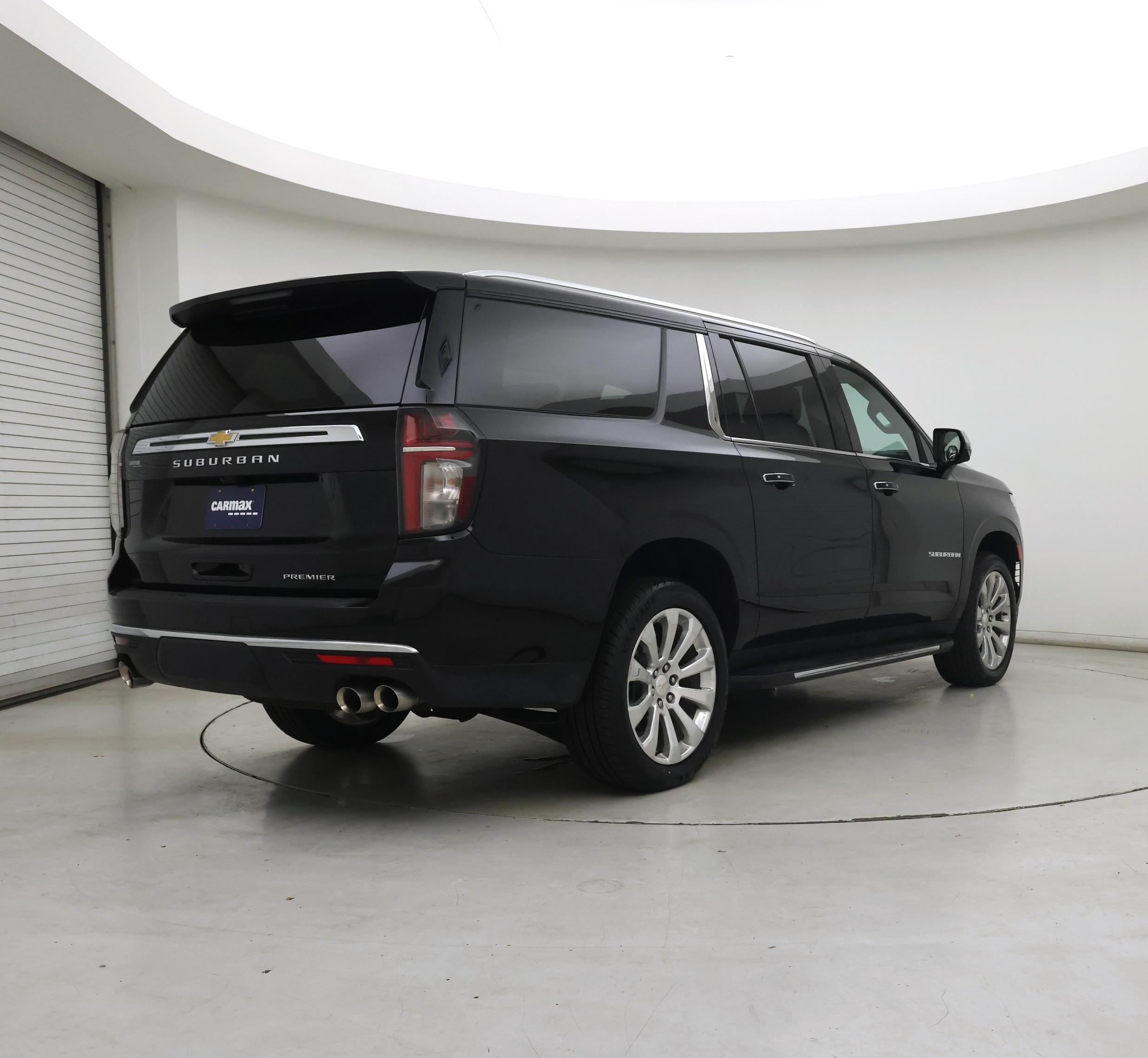 Thumbnail: 2023 Chevrolet Suburban - 8