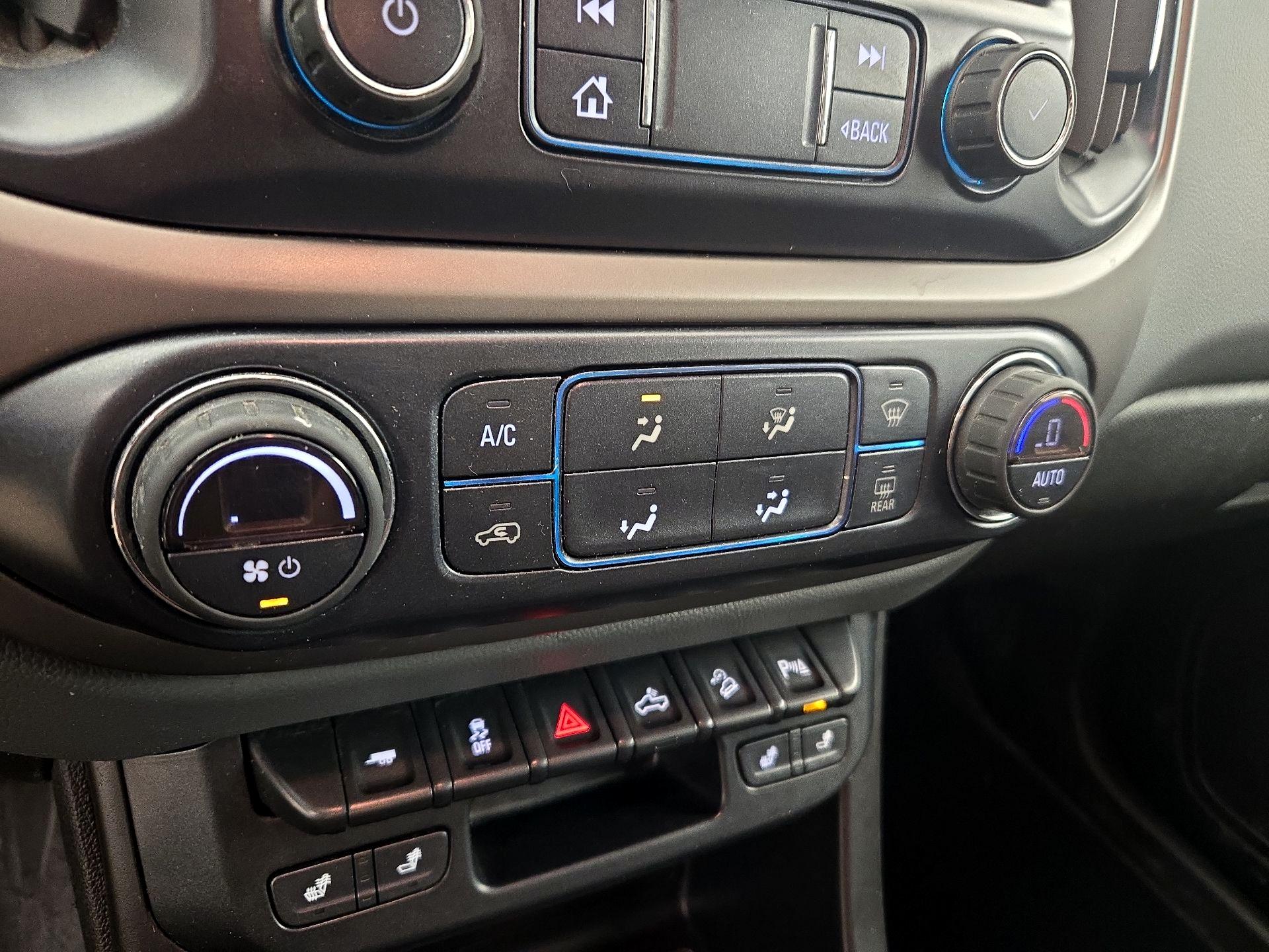 Thumbnail: 2019 Chevrolet Colorado - 17