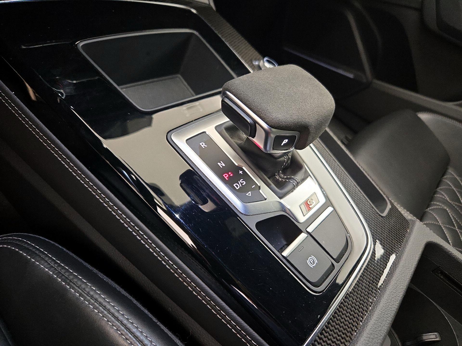 Thumbnail: 2021 Audi SQ5 - 17