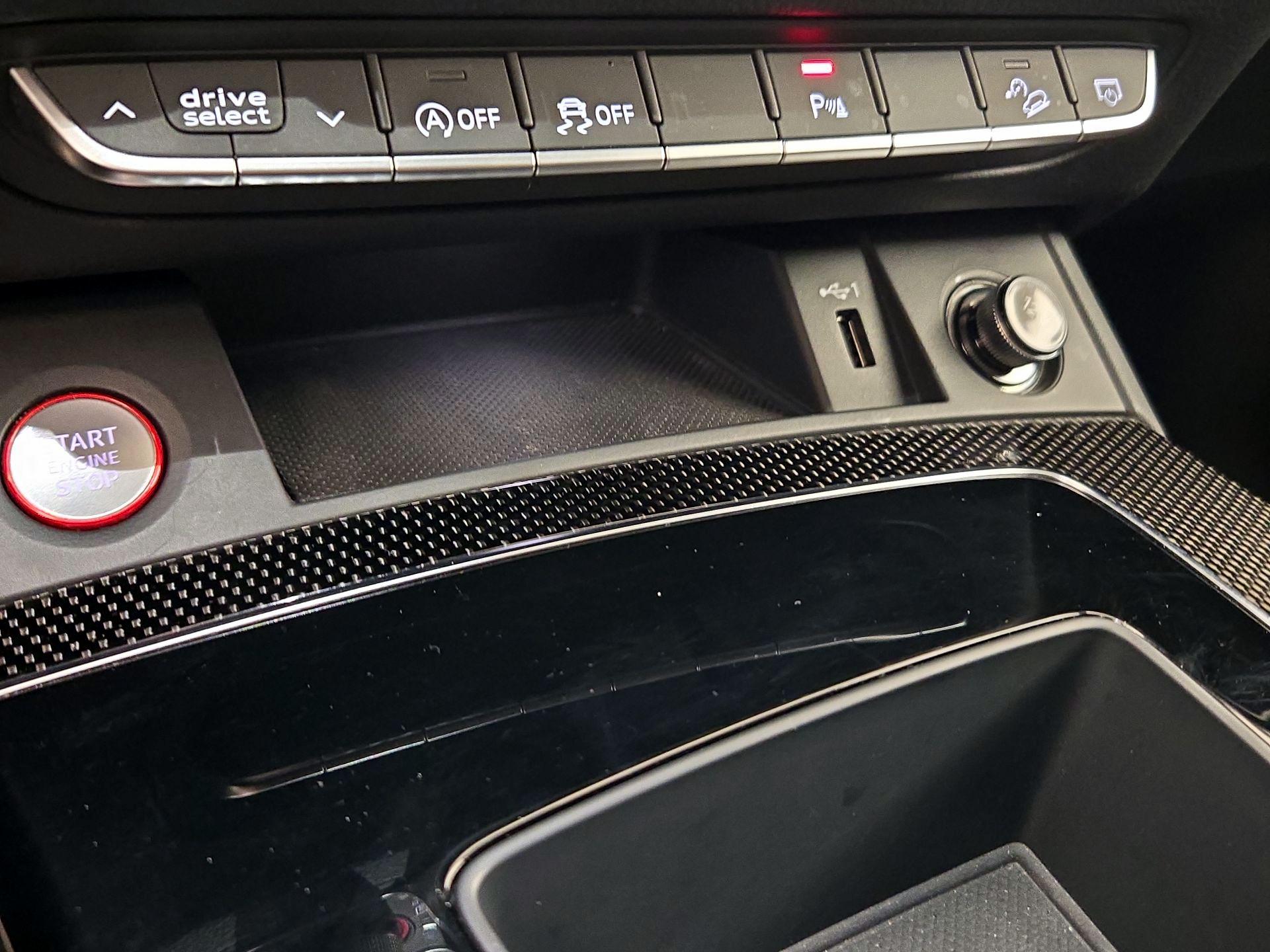 Thumbnail: 2021 Audi SQ5 - 18