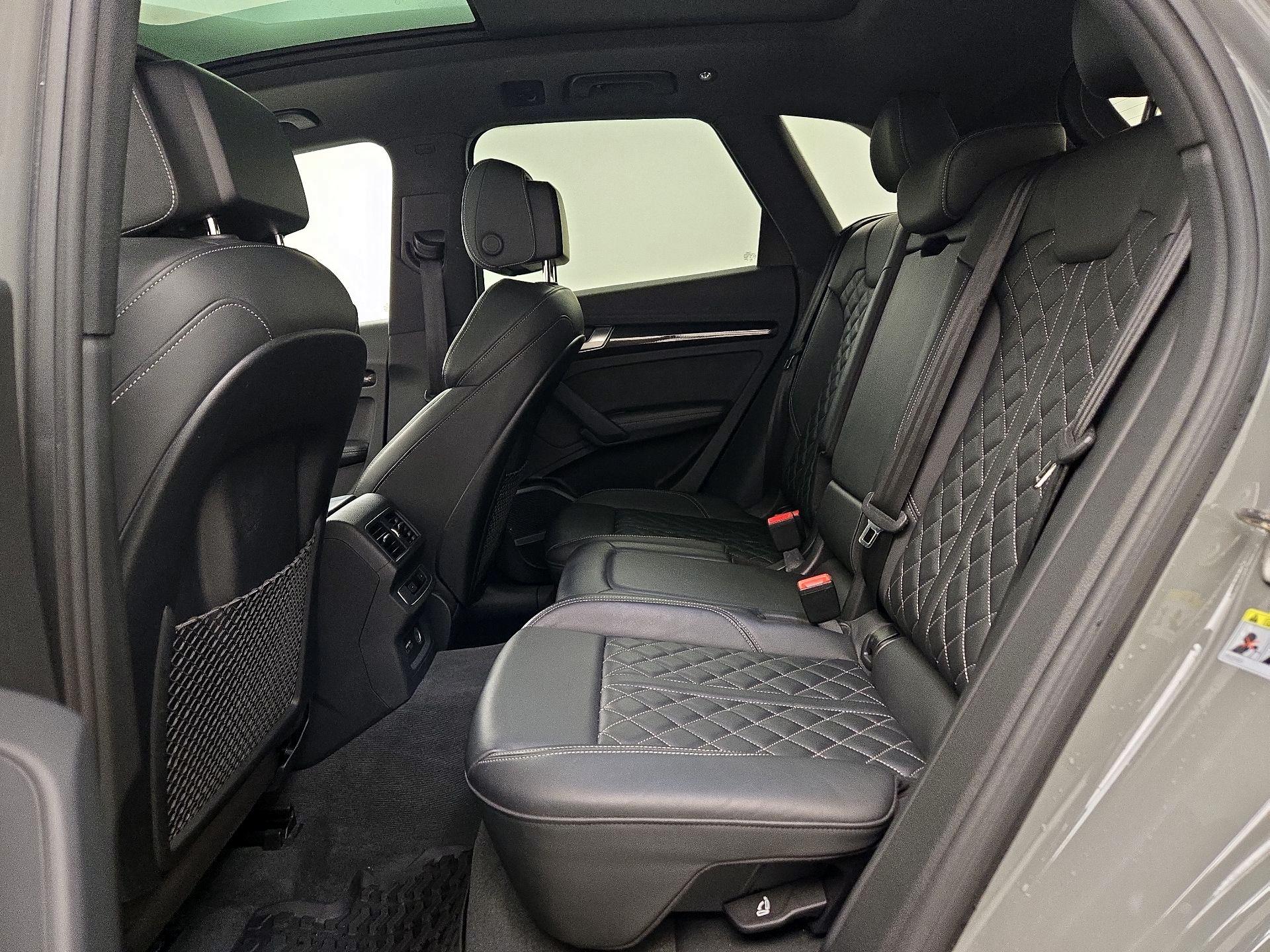 Thumbnail: 2021 Audi SQ5 - 20