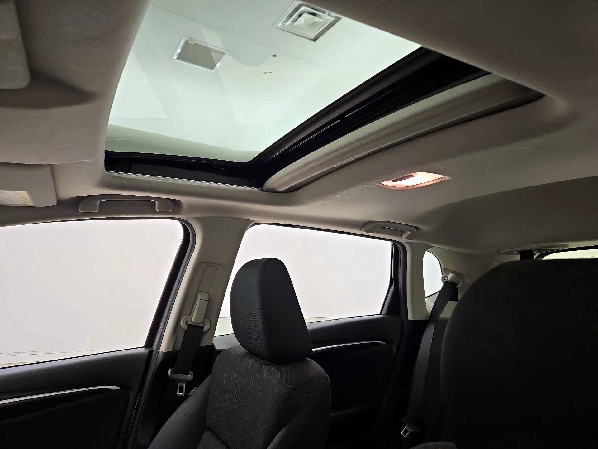 Thumbnail: 2016 Honda Fit - 17