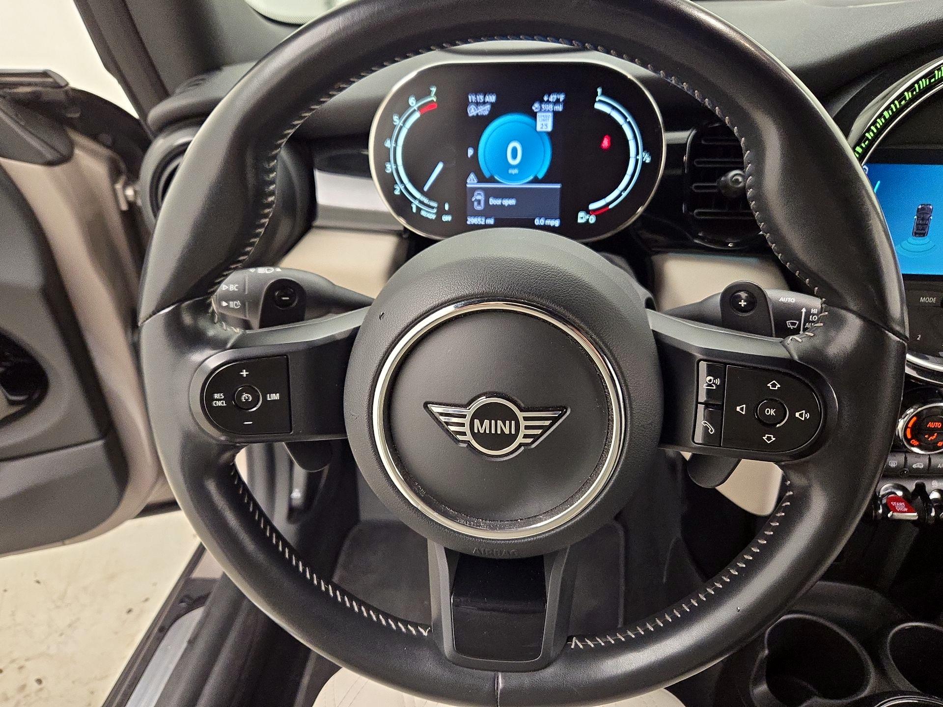 Thumbnail: 2022 MINI Cooper - 10