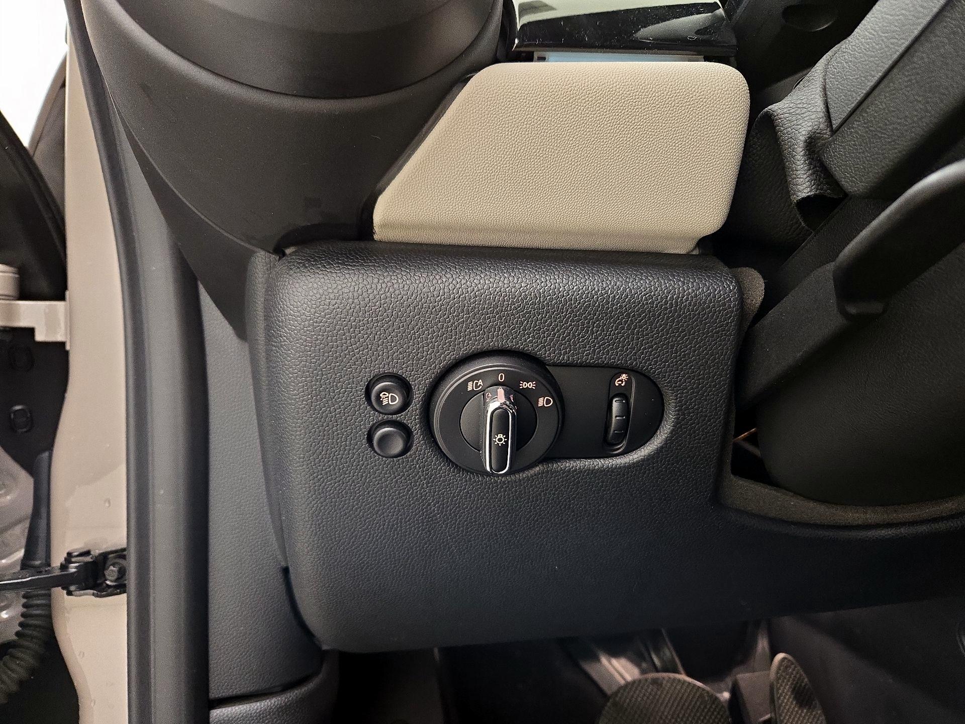 Thumbnail: 2022 MINI Cooper - 13