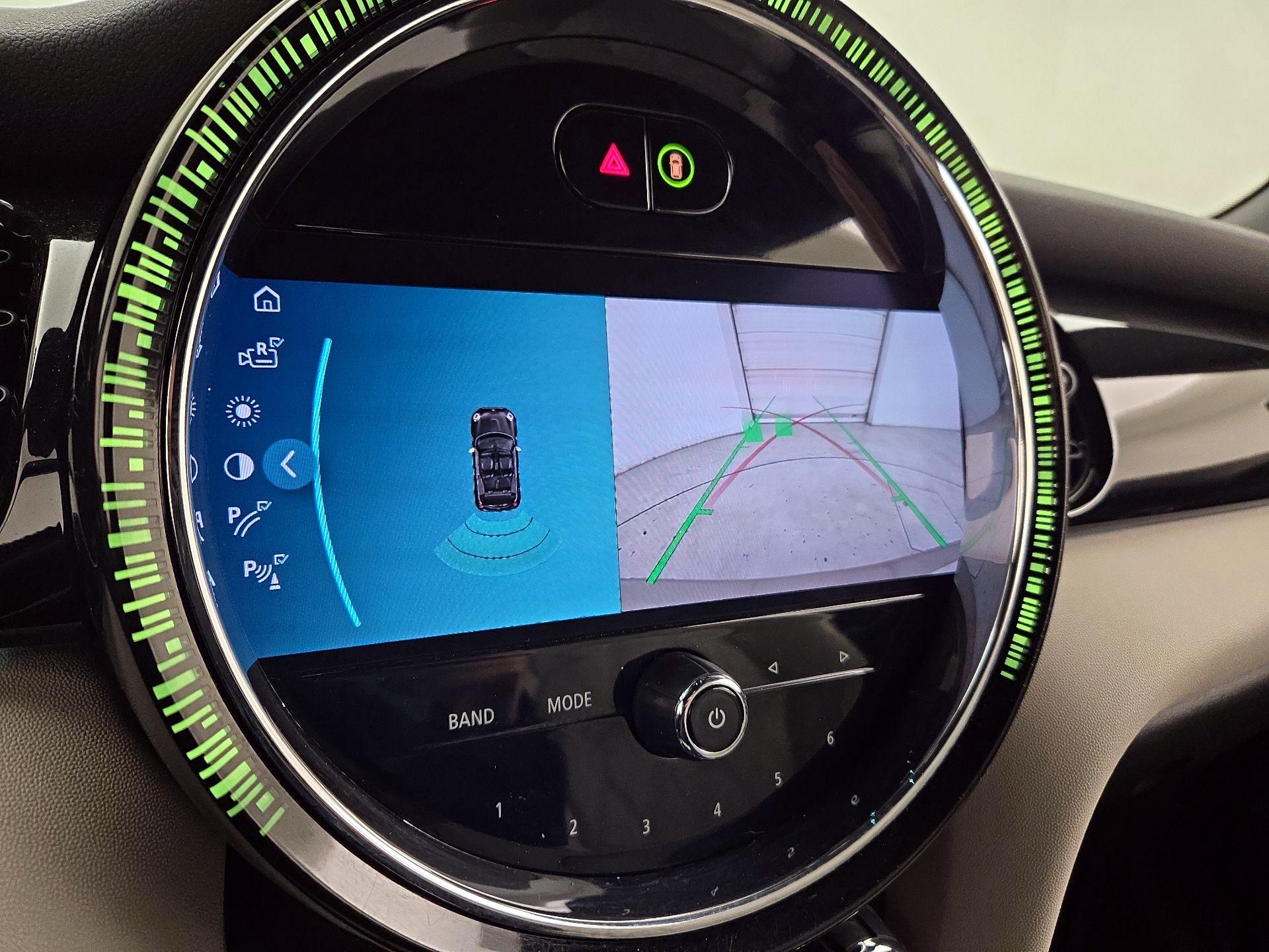 Thumbnail: 2022 MINI Cooper - 14