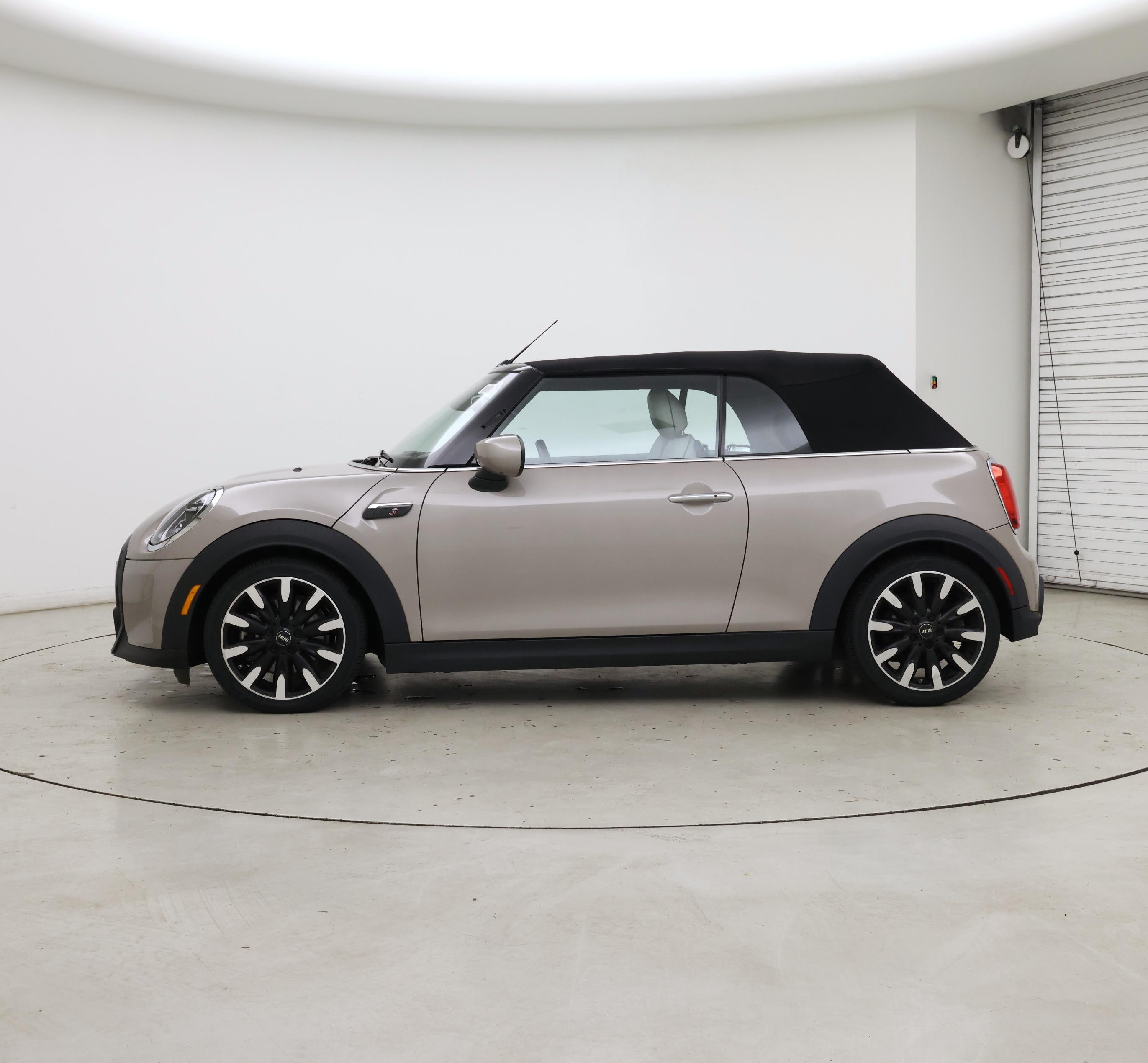 Thumbnail: 2022 MINI Cooper - 3