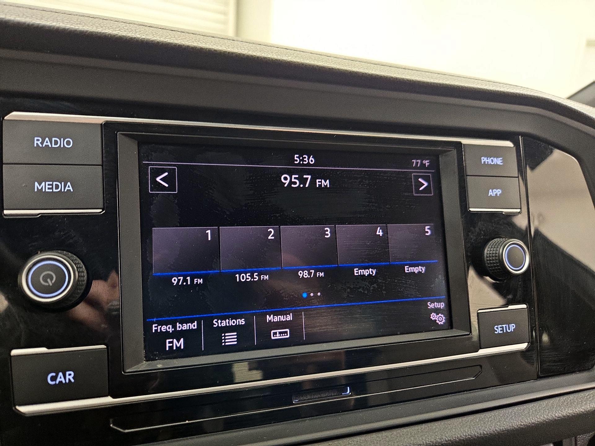 Thumbnail: 2019 Volkswagen Jetta - 14