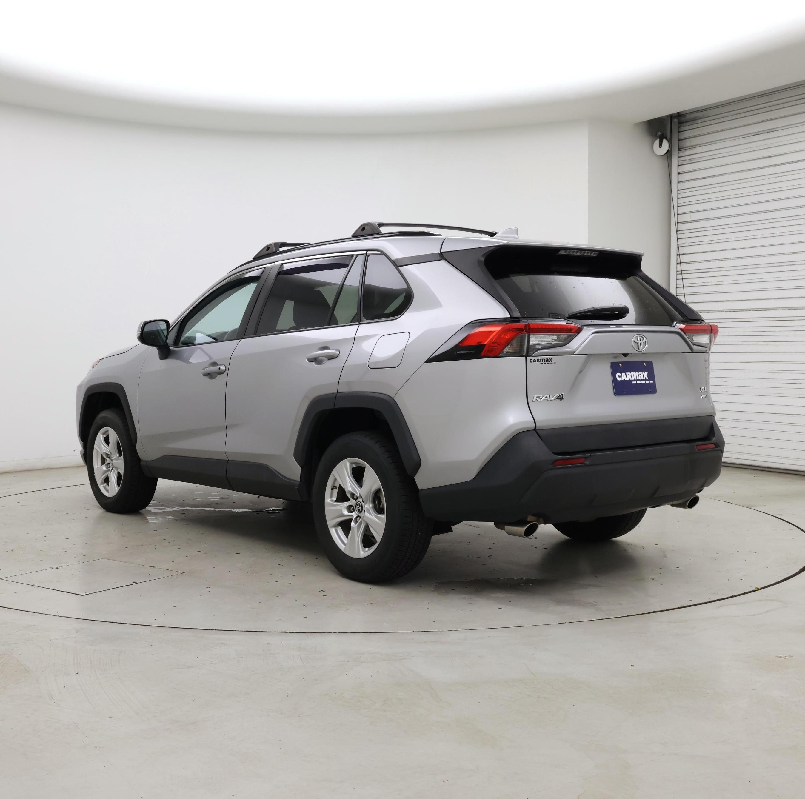 Thumbnail: 2019 Toyota RAV4 - 2