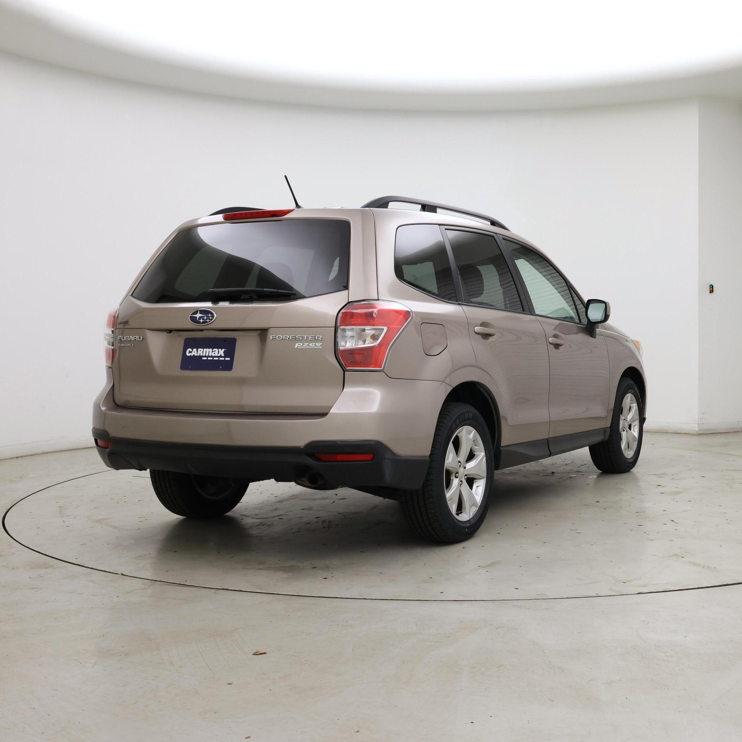 Thumbnail: 2015 Subaru Forester - 8