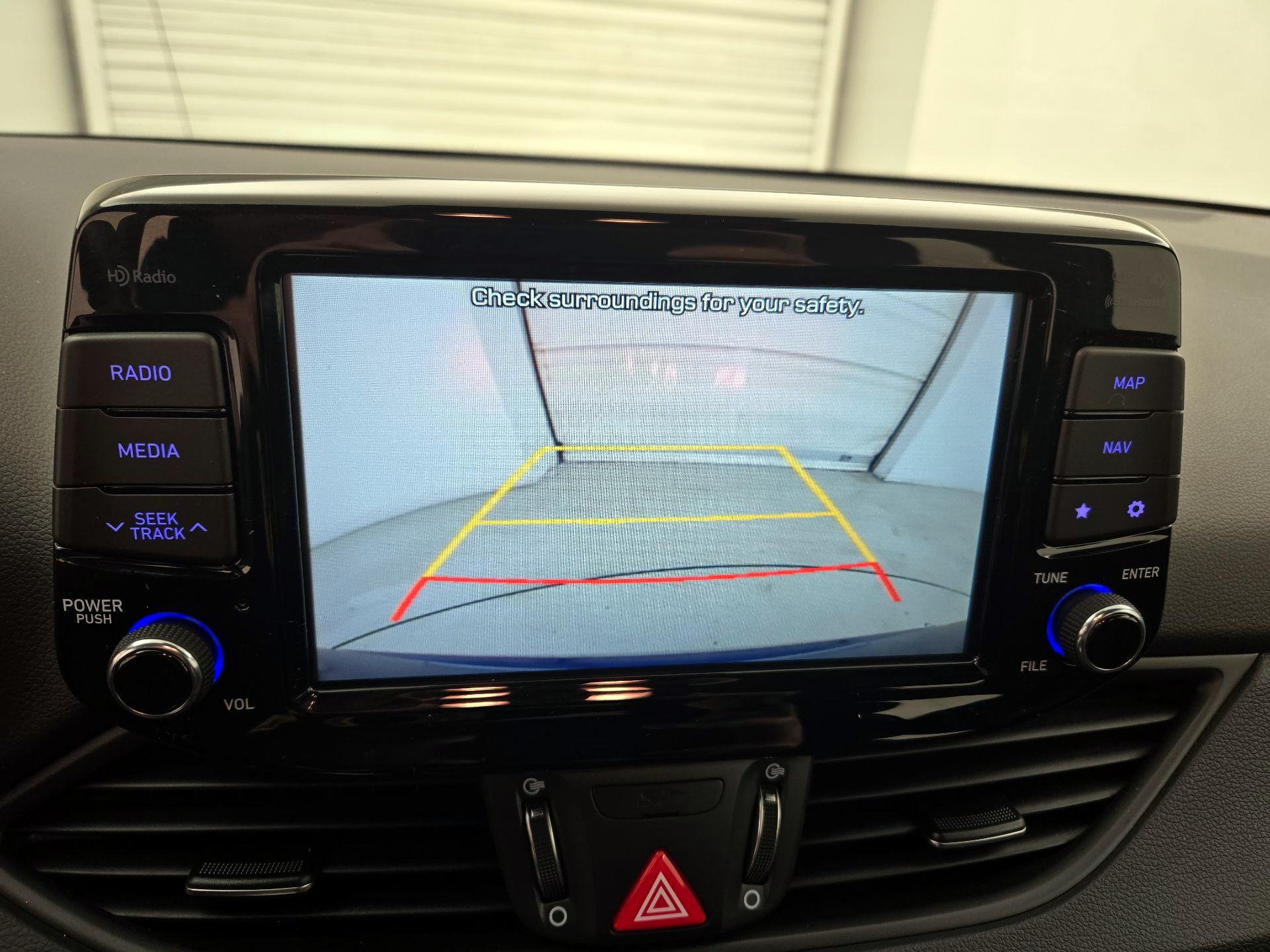 Thumbnail: 2019 Hyundai Elantra - 14