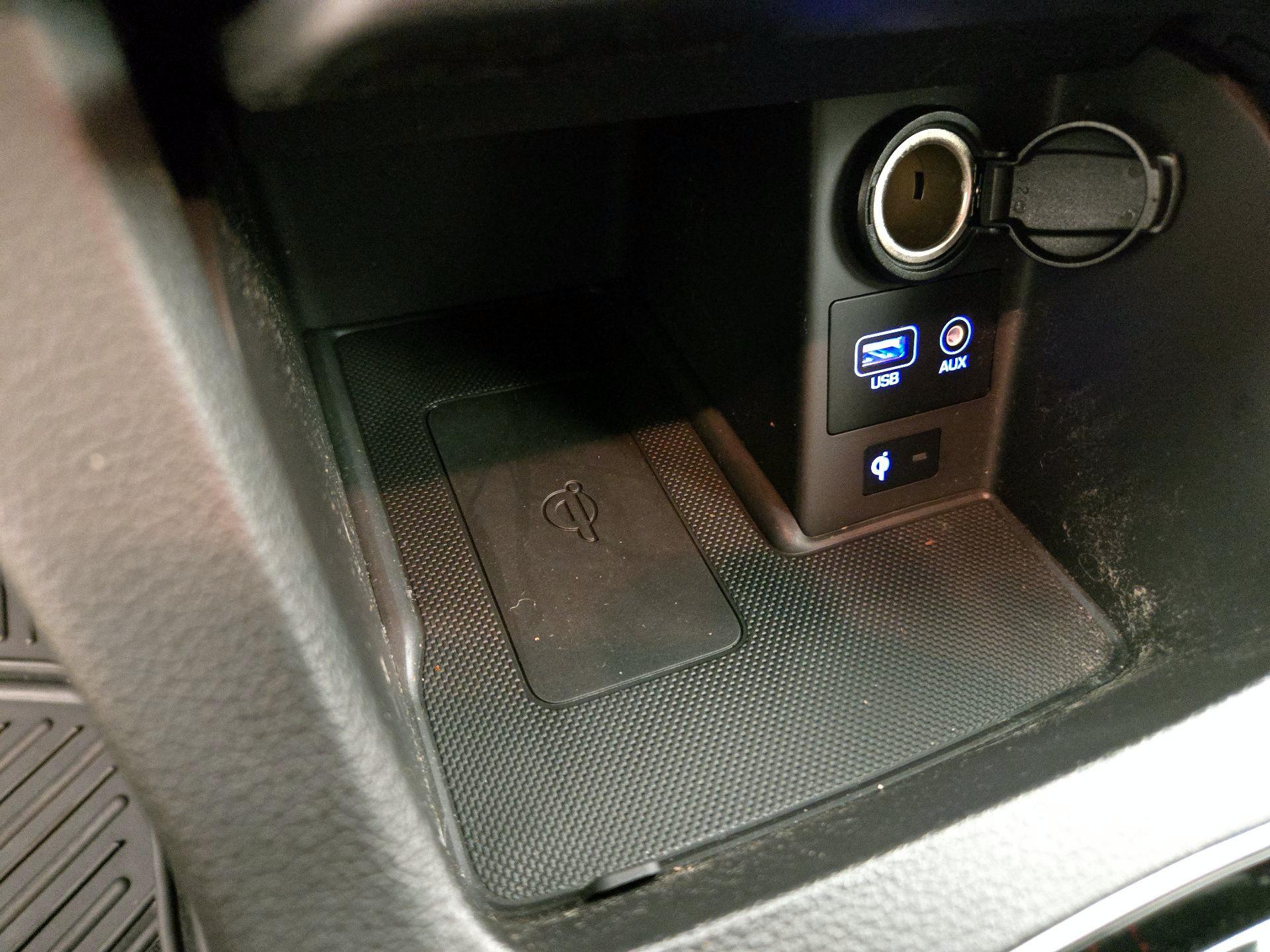 Thumbnail: 2019 Hyundai Elantra - 18