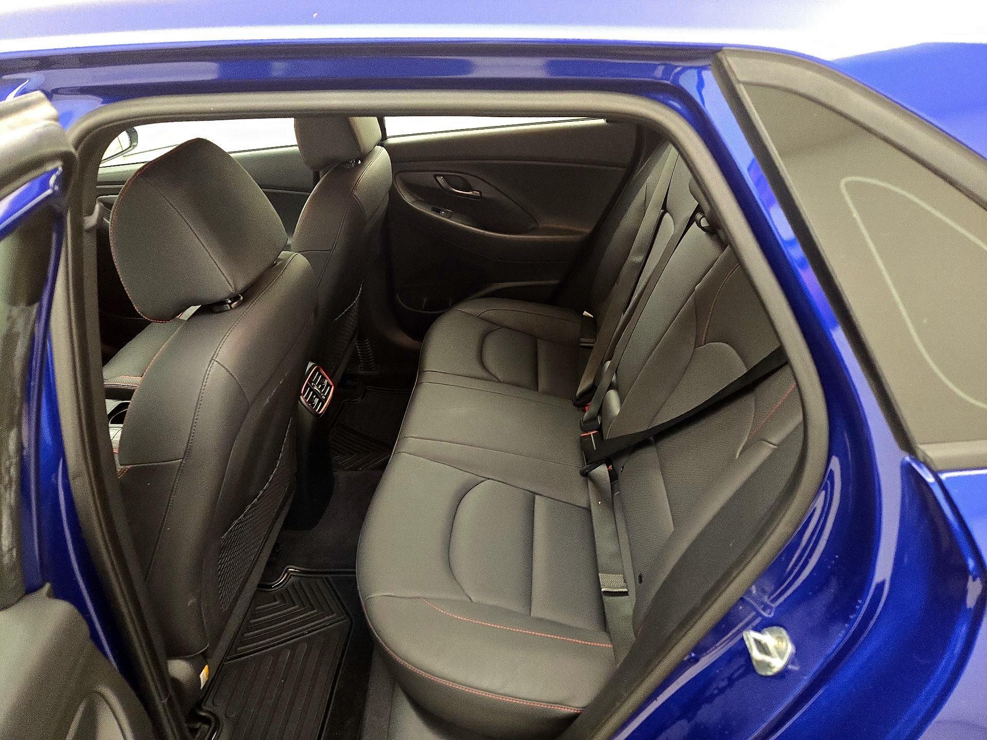 Thumbnail: 2019 Hyundai Elantra - 19