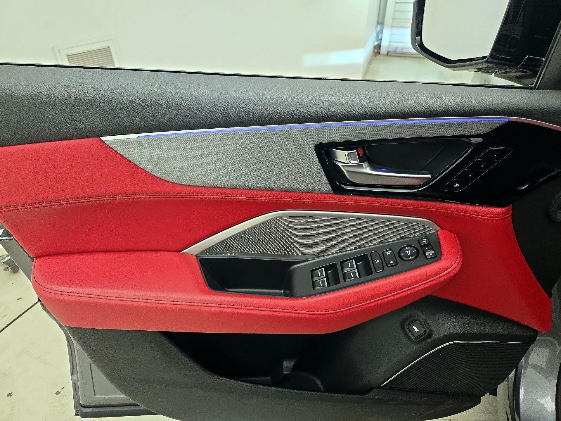 Thumbnail: 2022 Acura MDX - 12