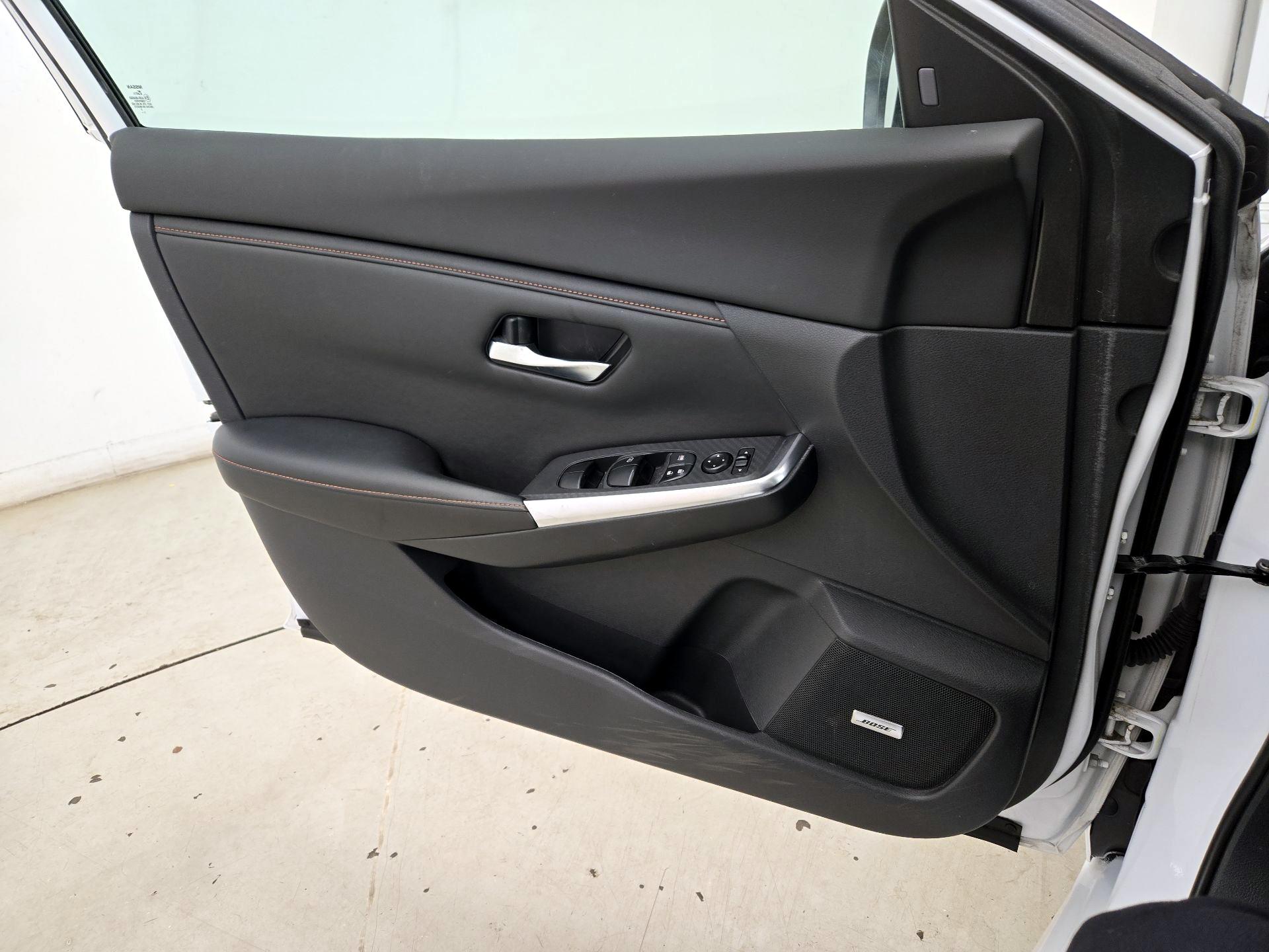 Thumbnail: 2022 Nissan Sentra - 12