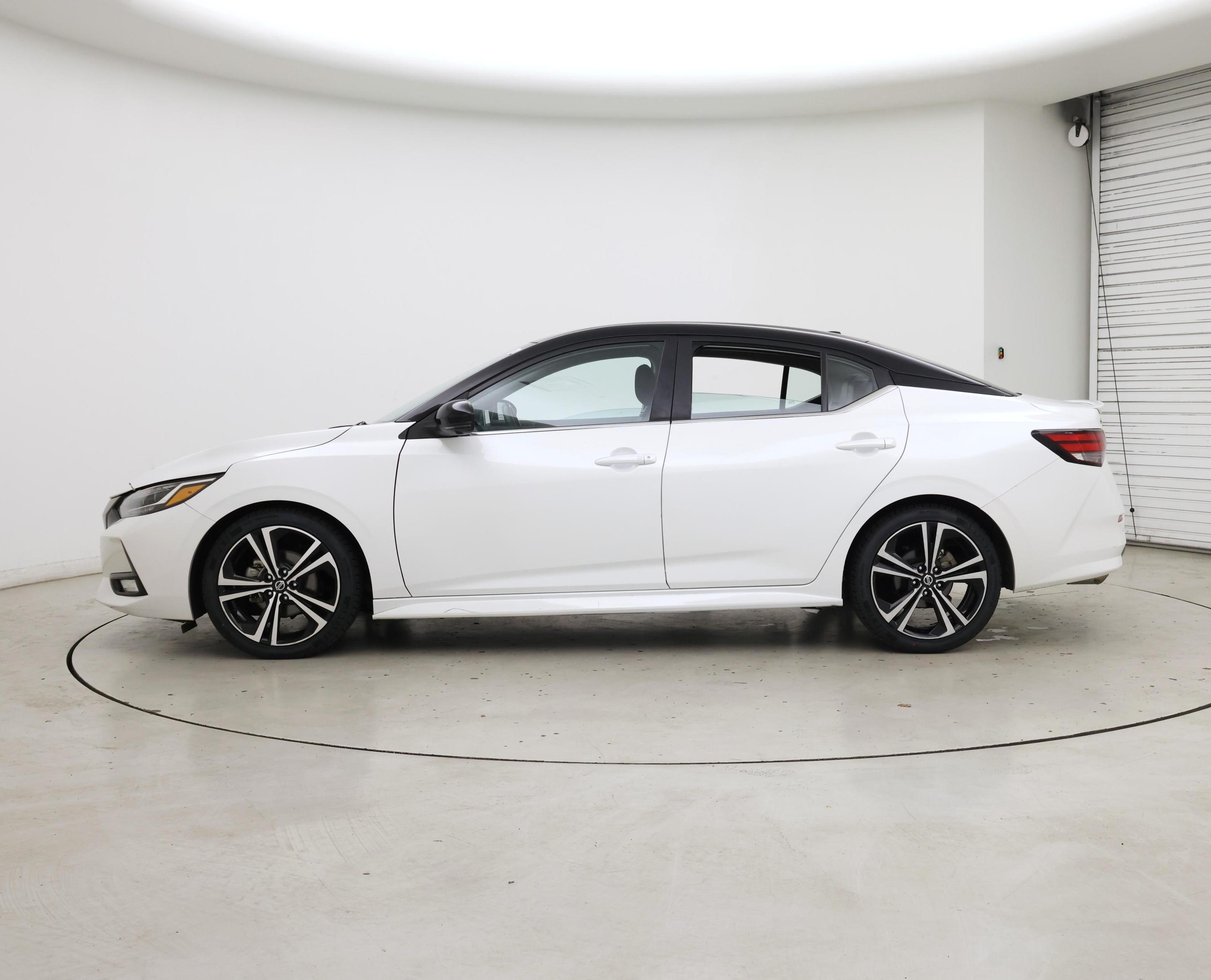 Thumbnail: 2022 Nissan Sentra - 3