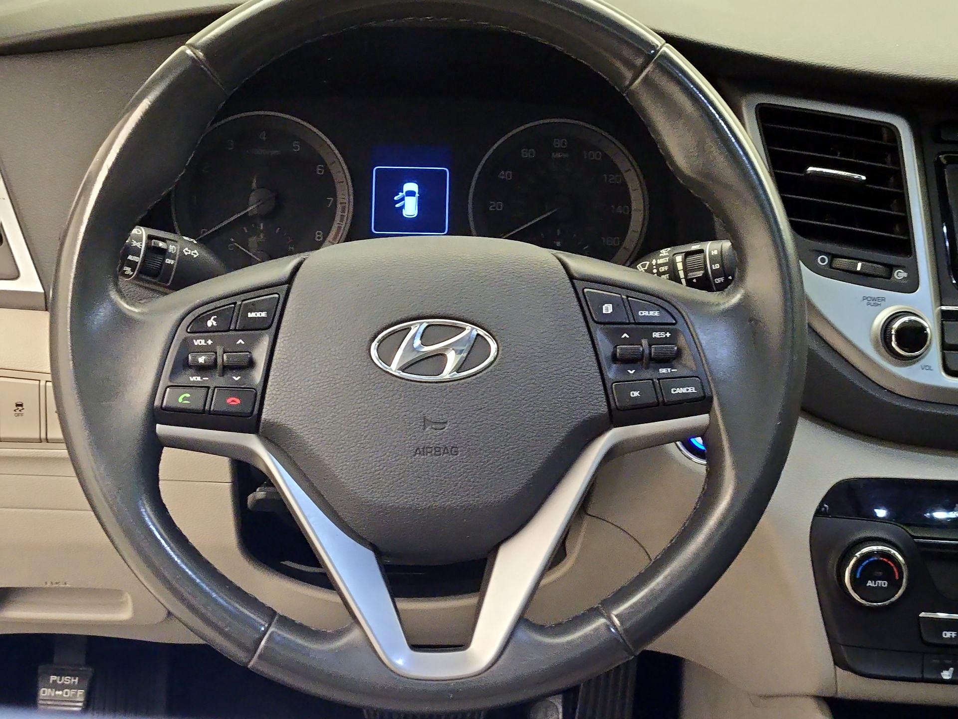 Thumbnail: 2017 Hyundai Tucson - 10