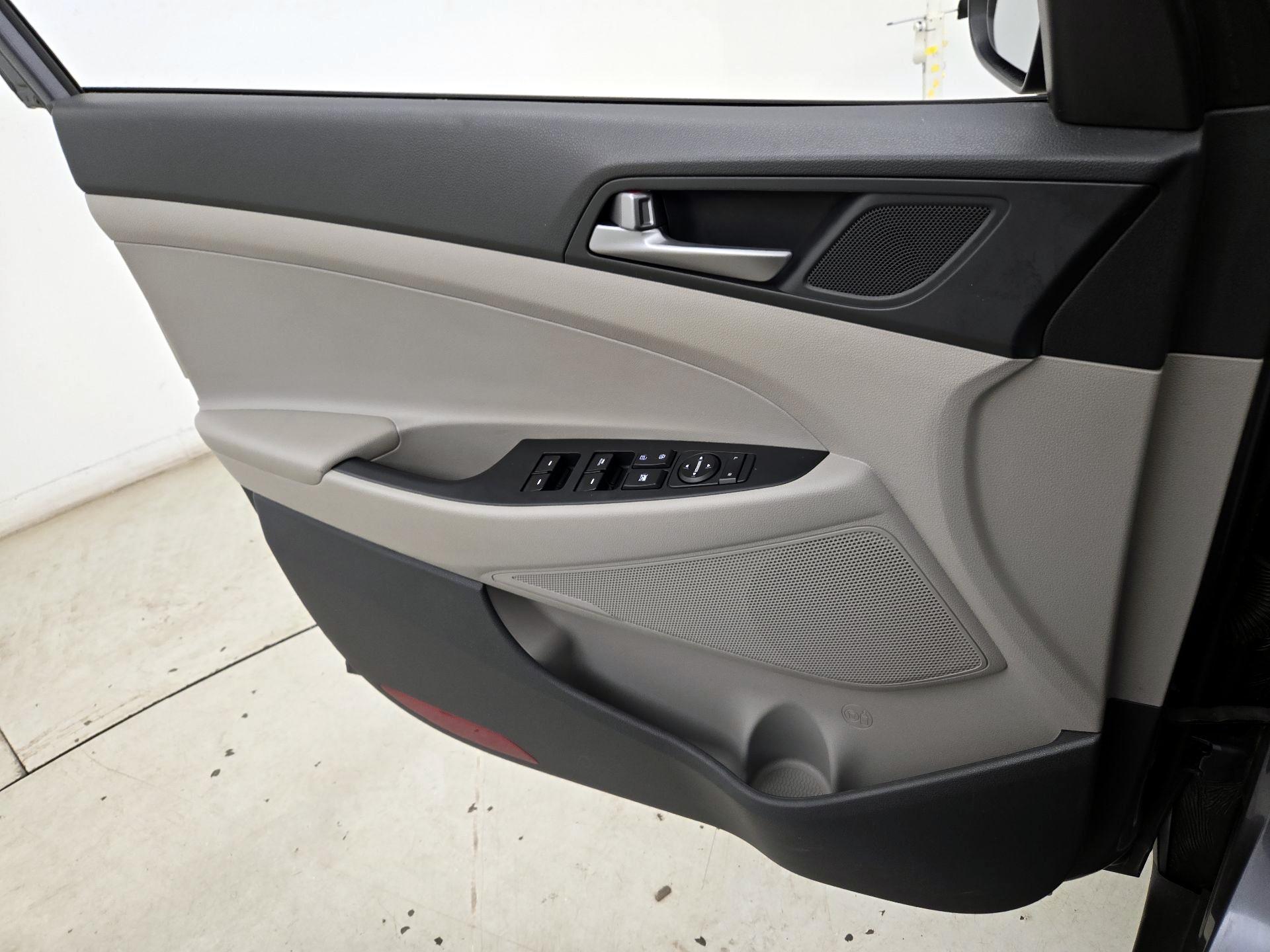 Thumbnail: 2017 Hyundai Tucson - 12