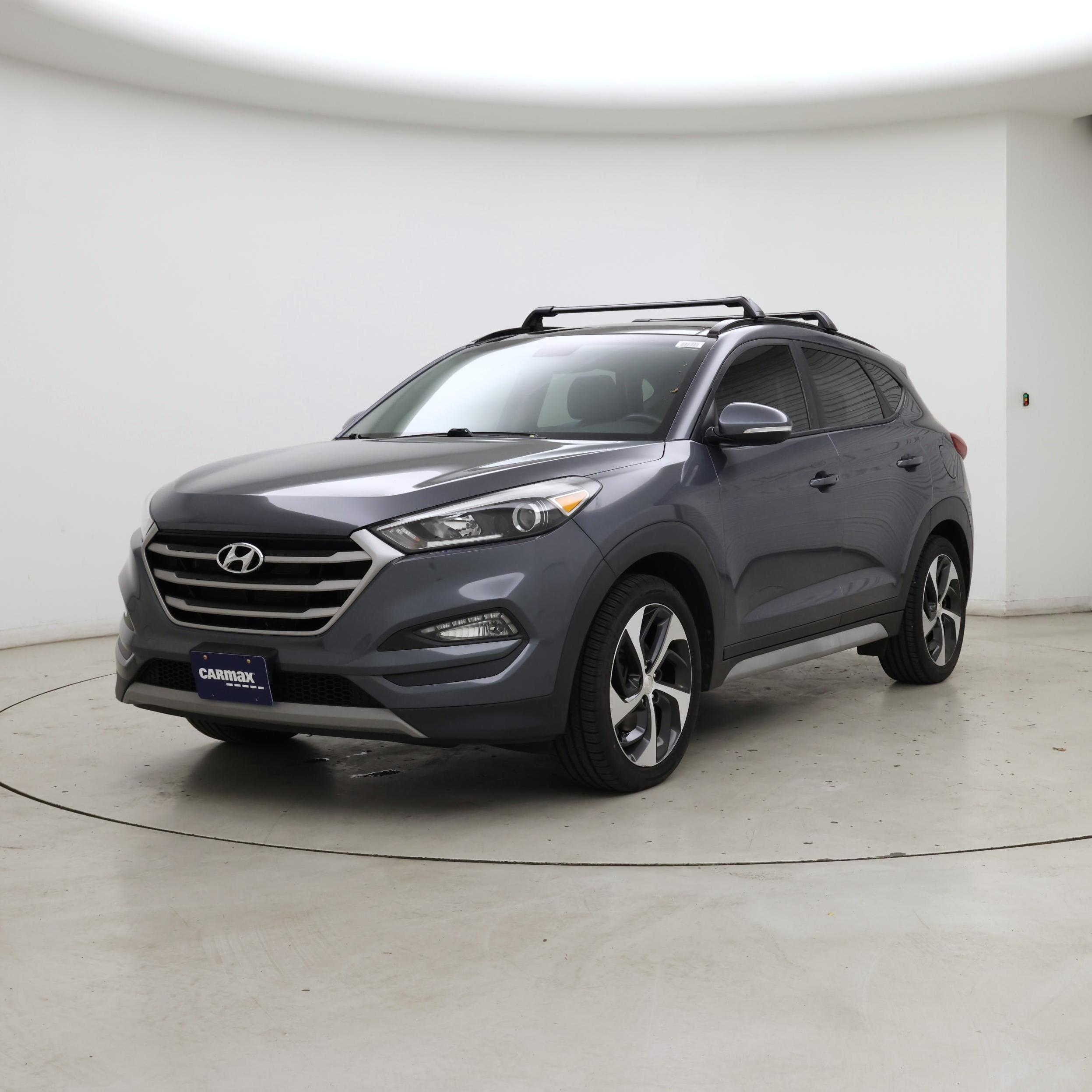 Thumbnail: 2017 Hyundai Tucson - 4