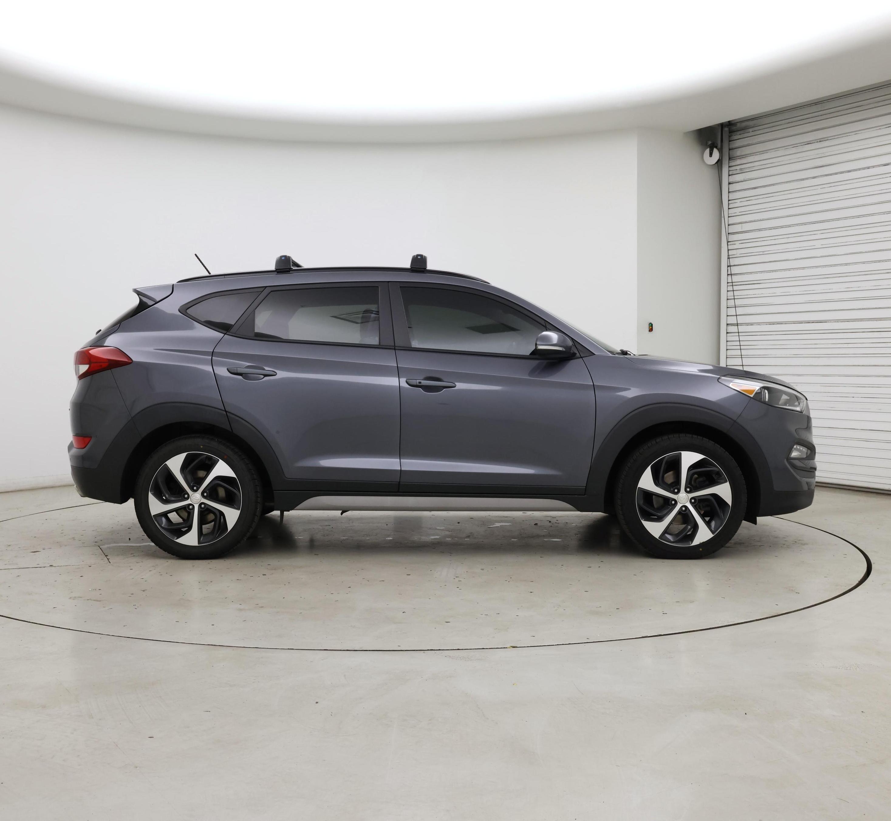 Thumbnail: 2017 Hyundai Tucson - 7