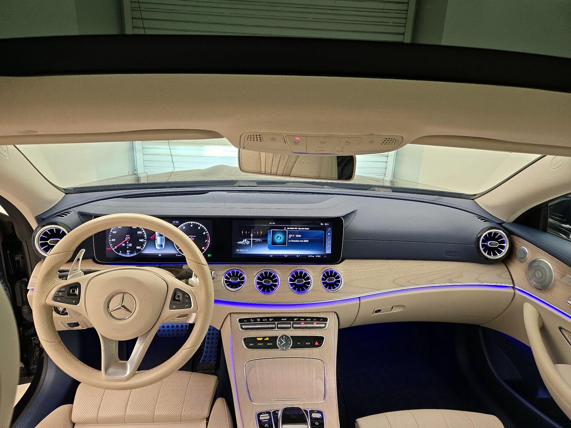 Thumbnail: 2018 Mercedes-Benz E-Class - 9