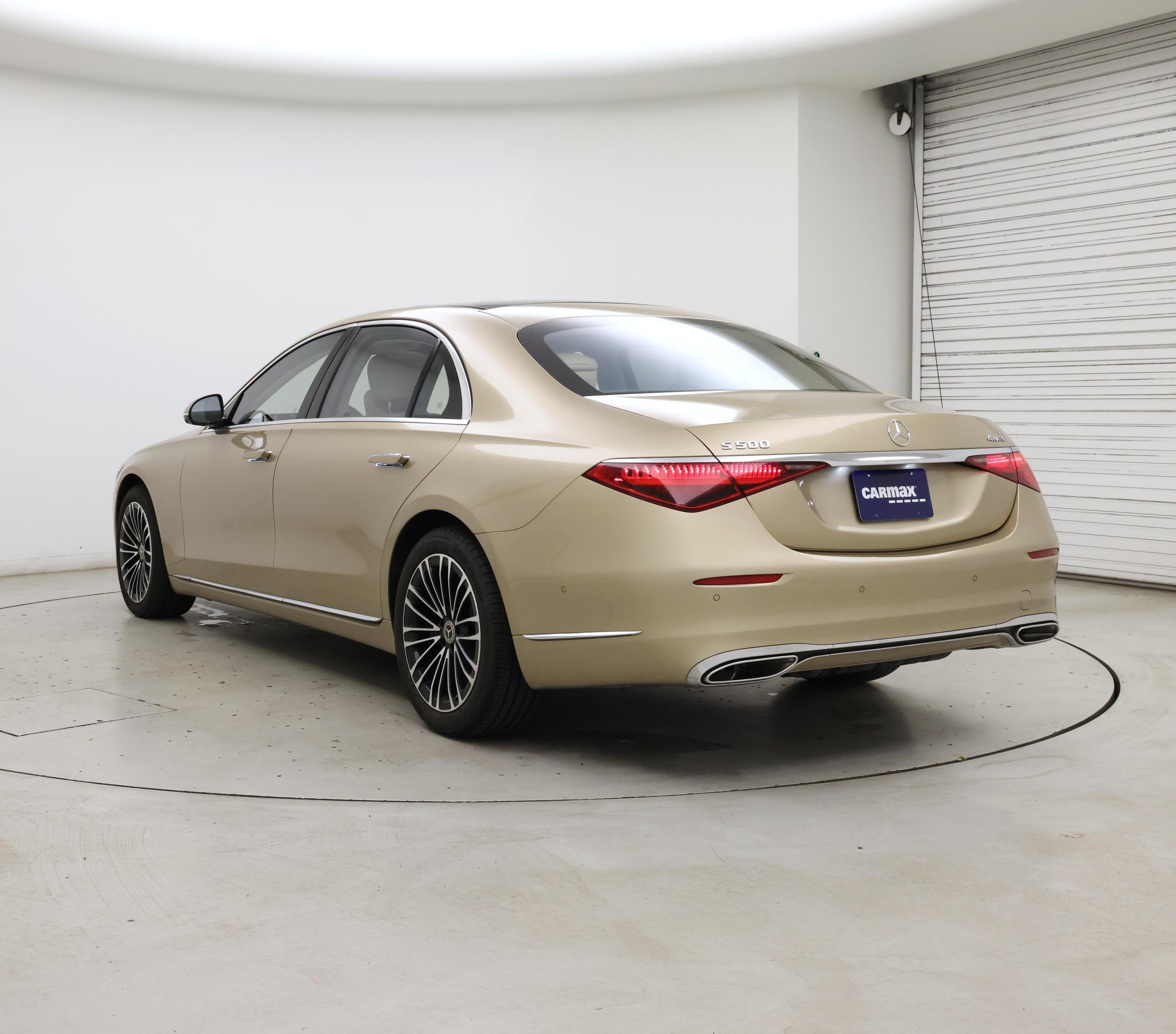 Thumbnail: 2023 Mercedes-Benz S-Class - 2