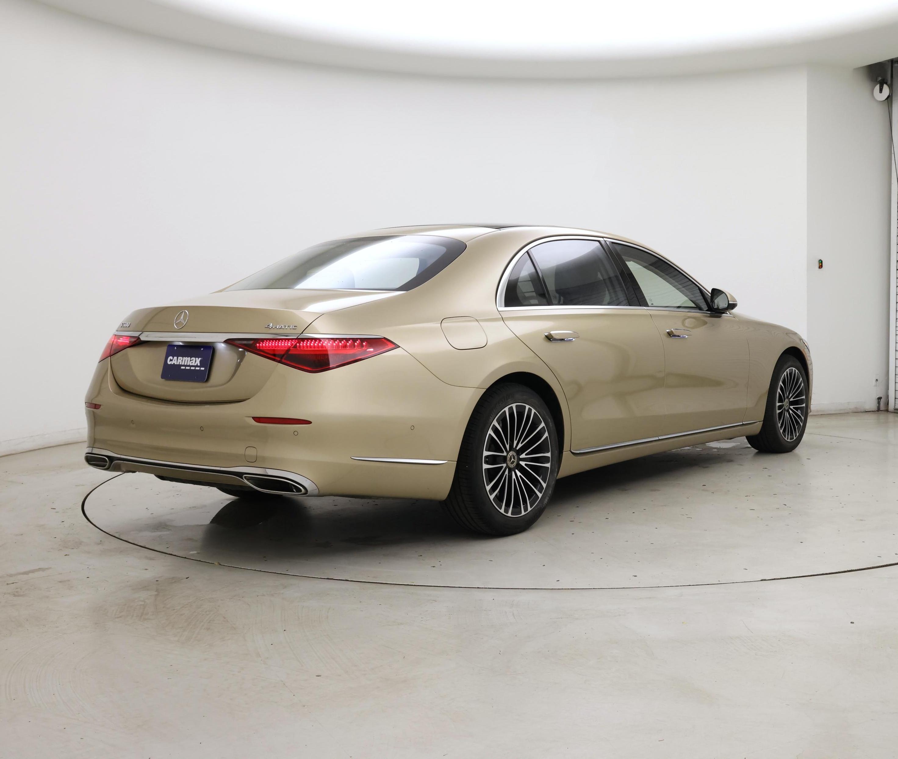 Thumbnail: 2023 Mercedes-Benz S-Class - 8