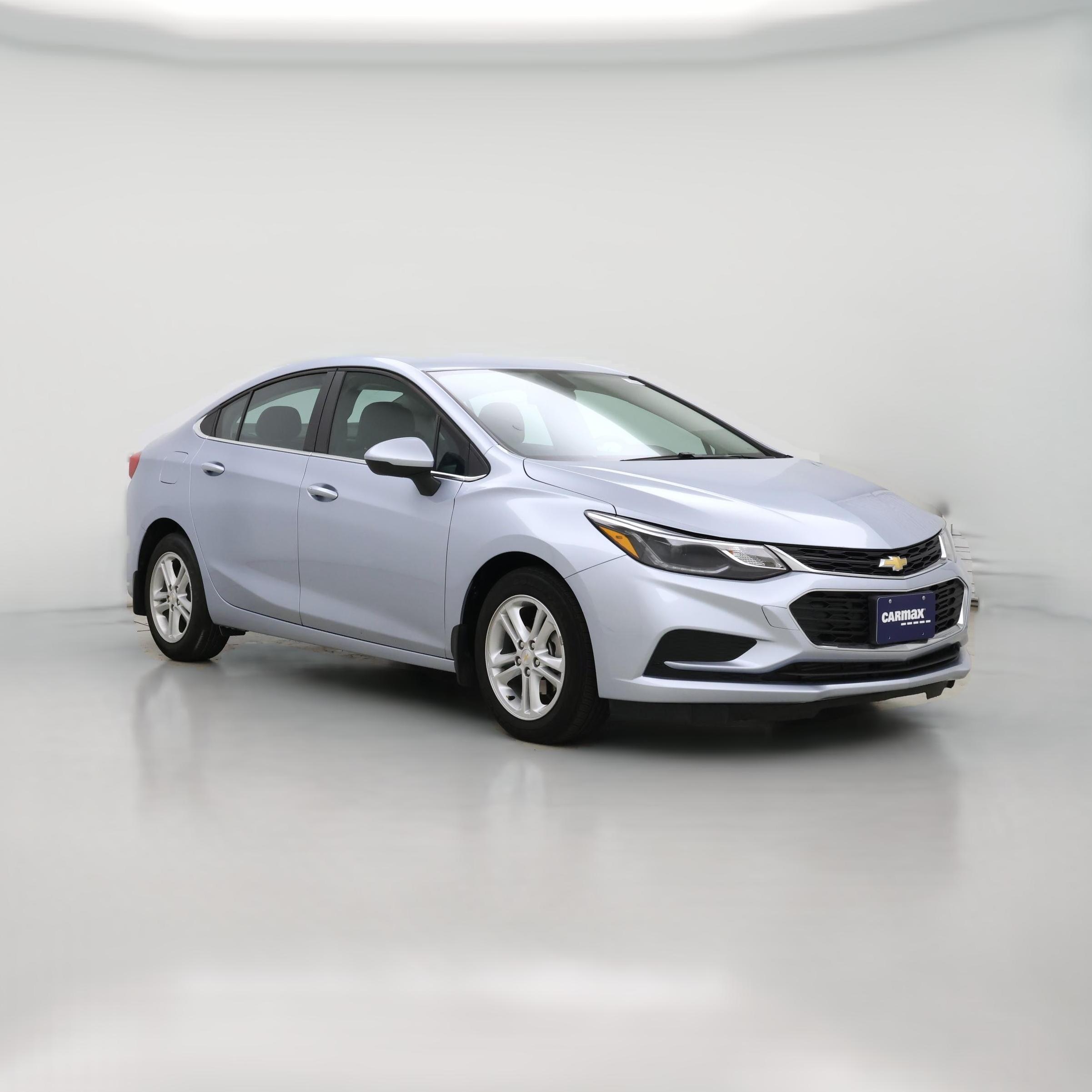 Thumbnail: 2018 Chevrolet Cruze - 1