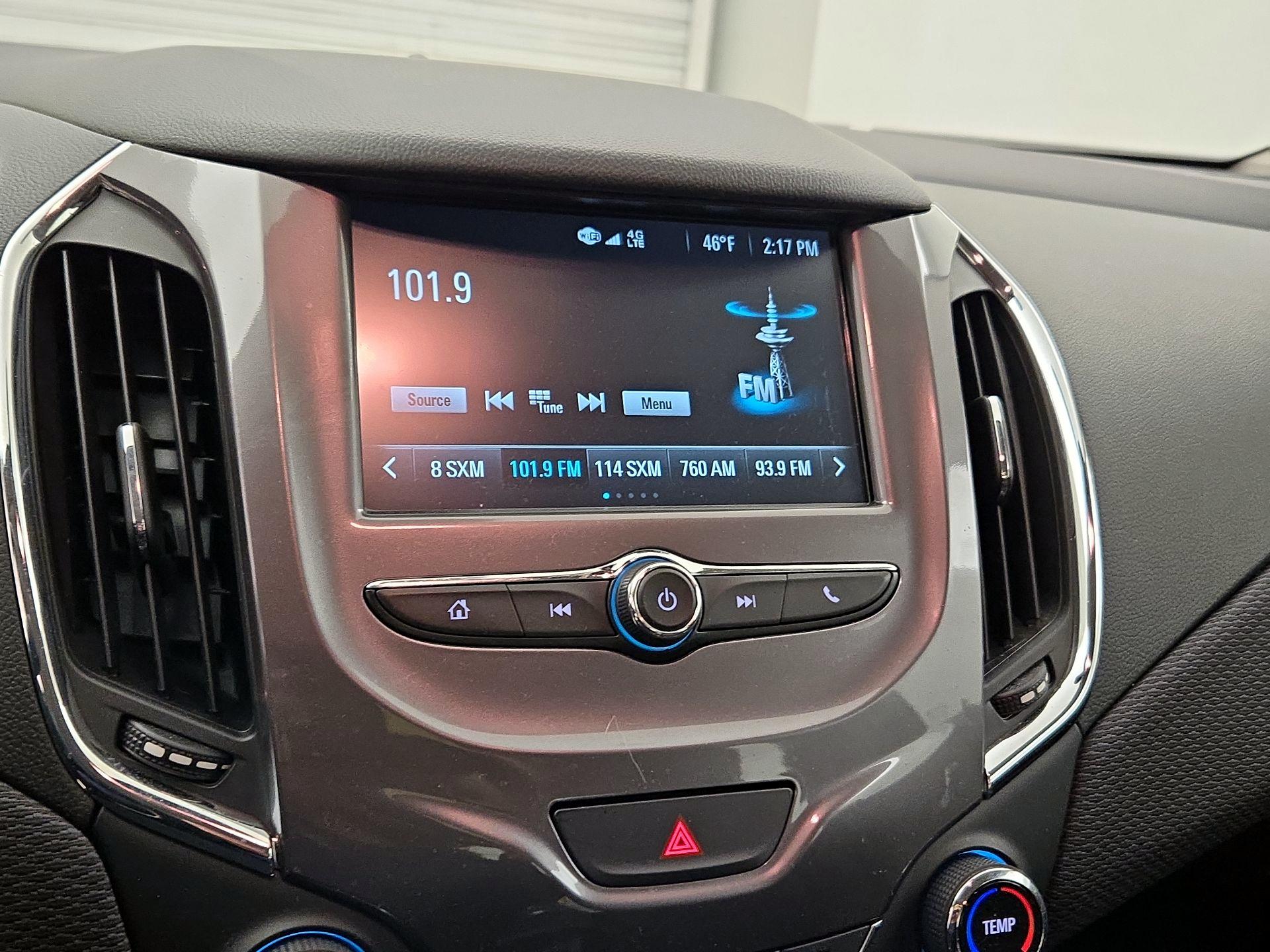 Thumbnail: 2018 Chevrolet Cruze - 15