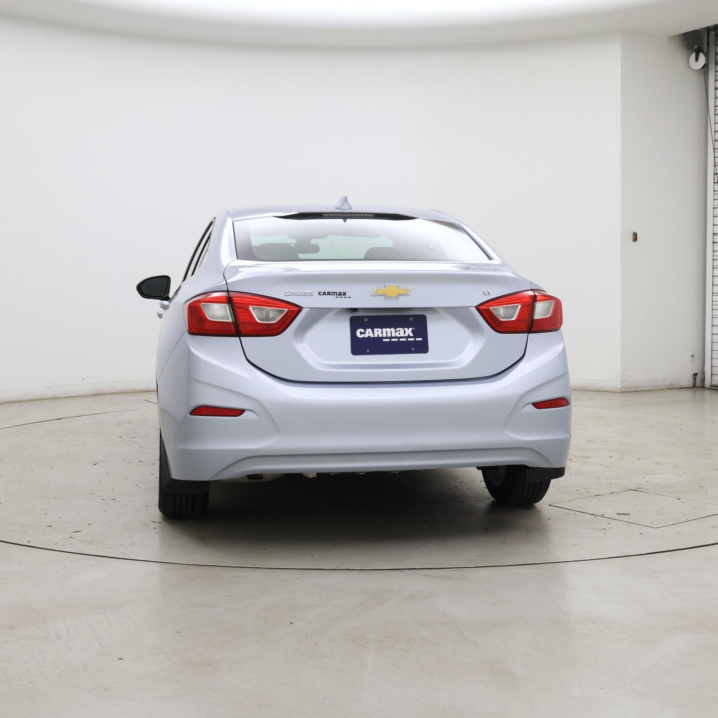 Thumbnail: 2018 Chevrolet Cruze - 6